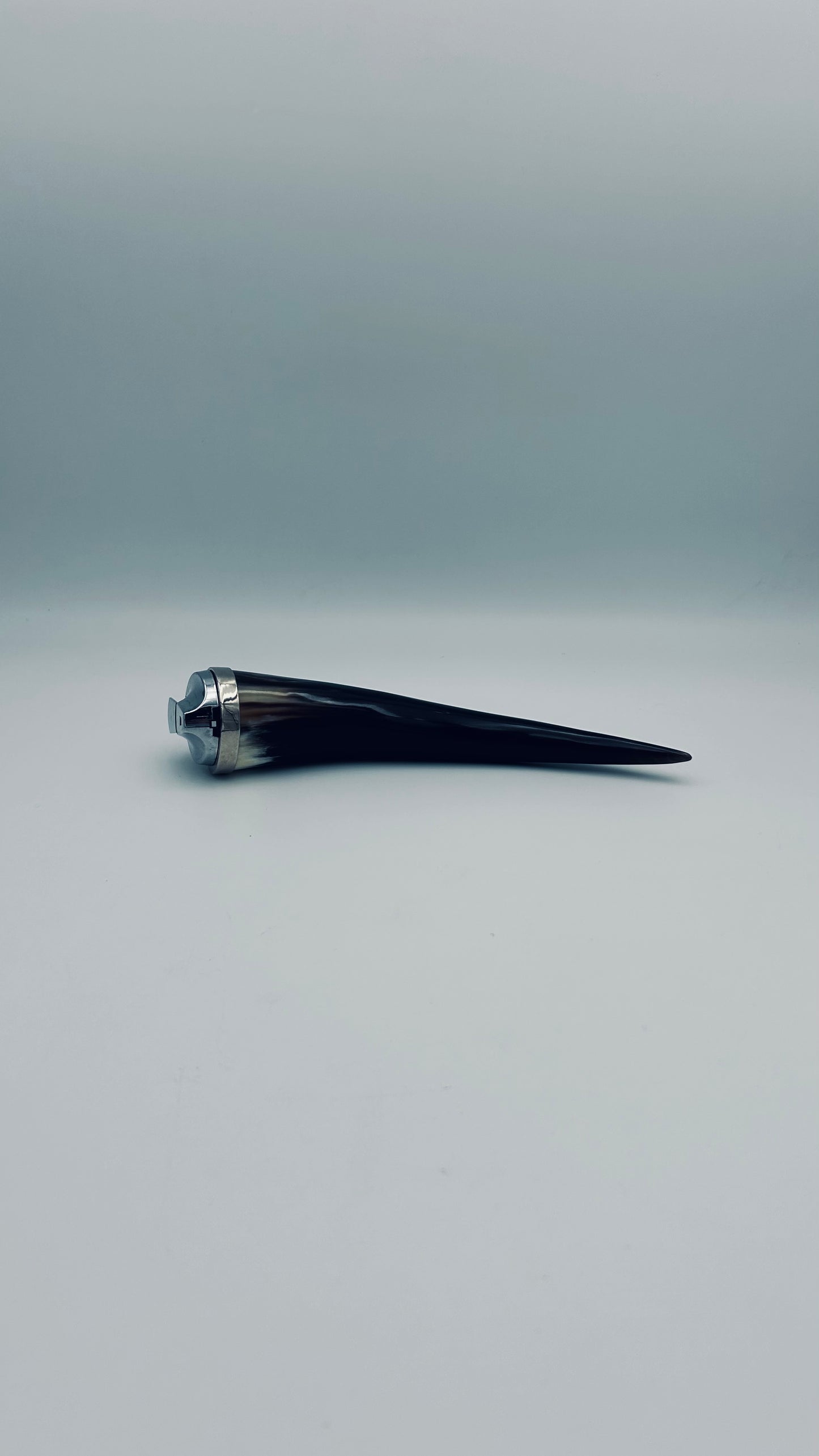 Vintage Ronson lighter, horn, 70s