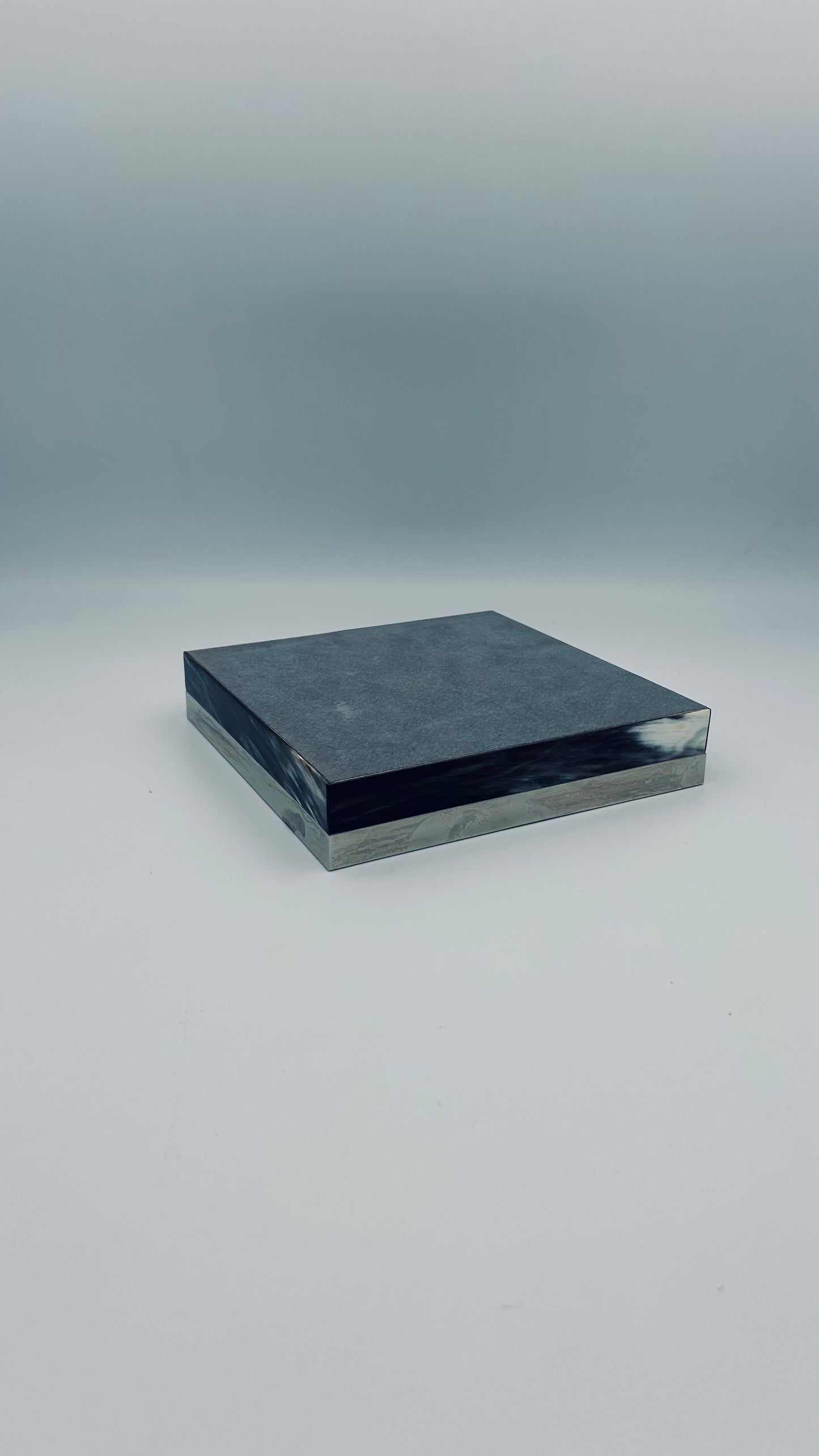 Cendrier carré, corne et métal, Ronson, 70s