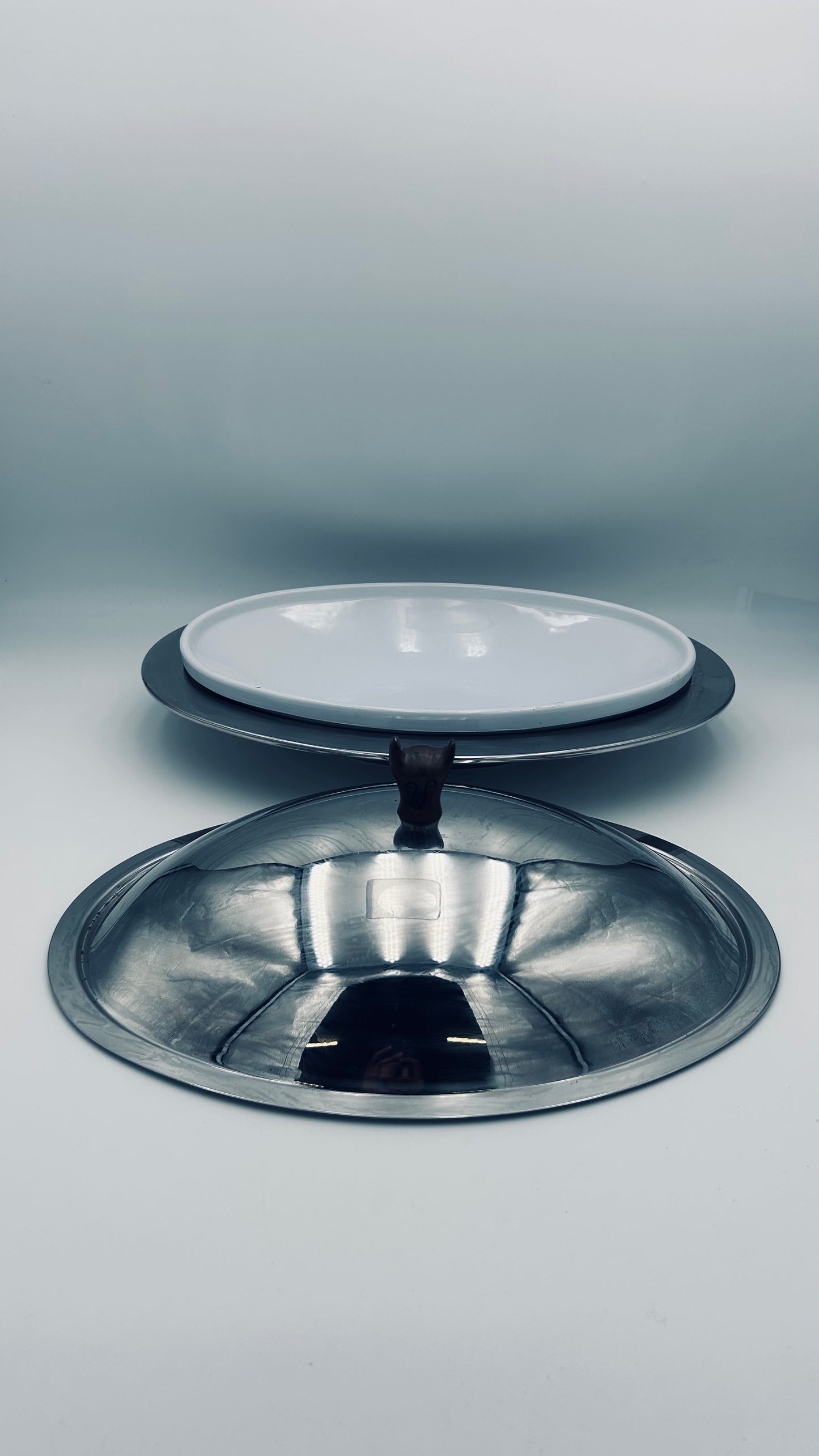 Plat de service "La Nave Diablo",  Laura Polinoro, Alessi, 90s
