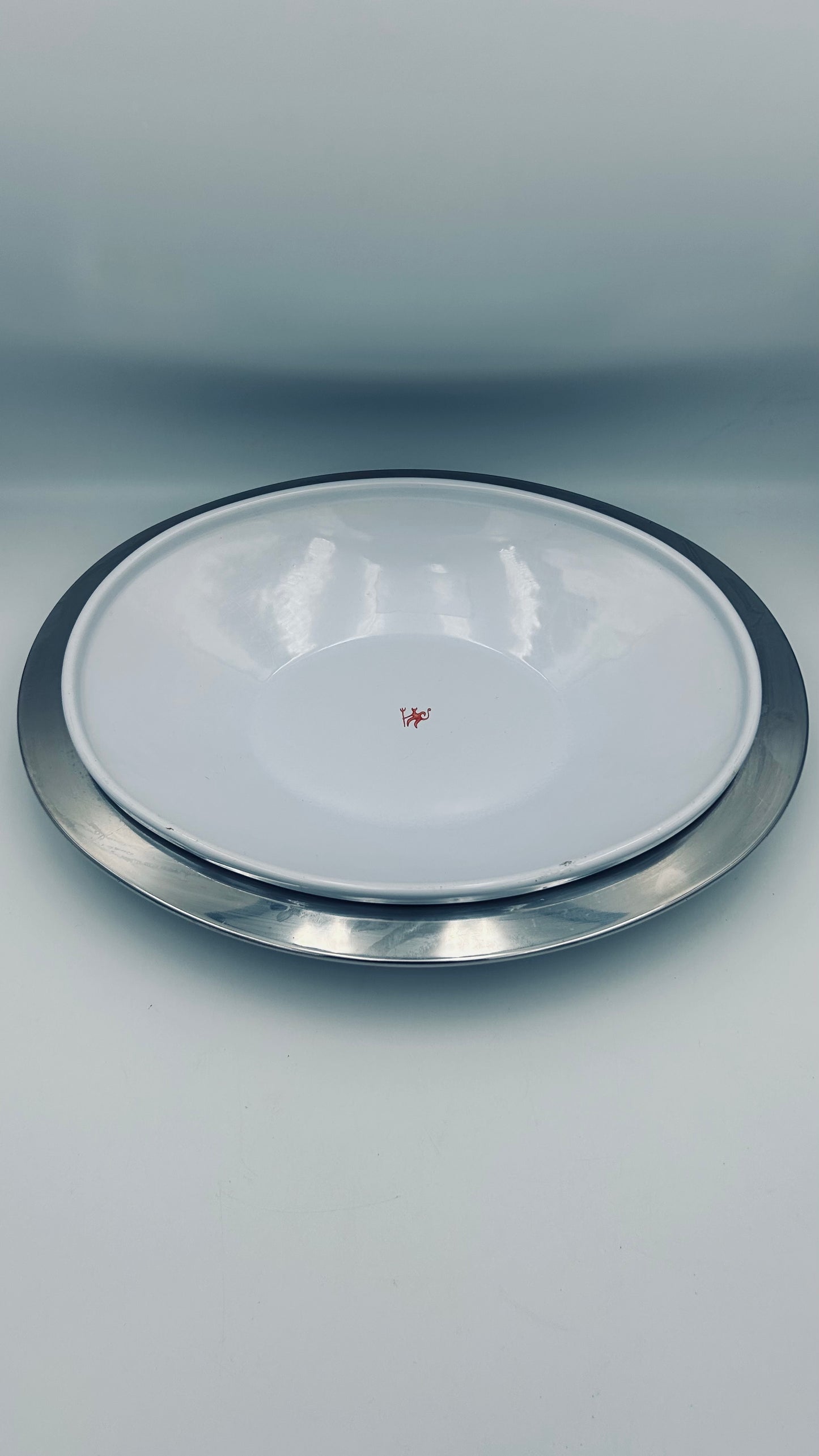 Plat de service "La Nave Diablo",  Laura Polinoro, Alessi, 90s