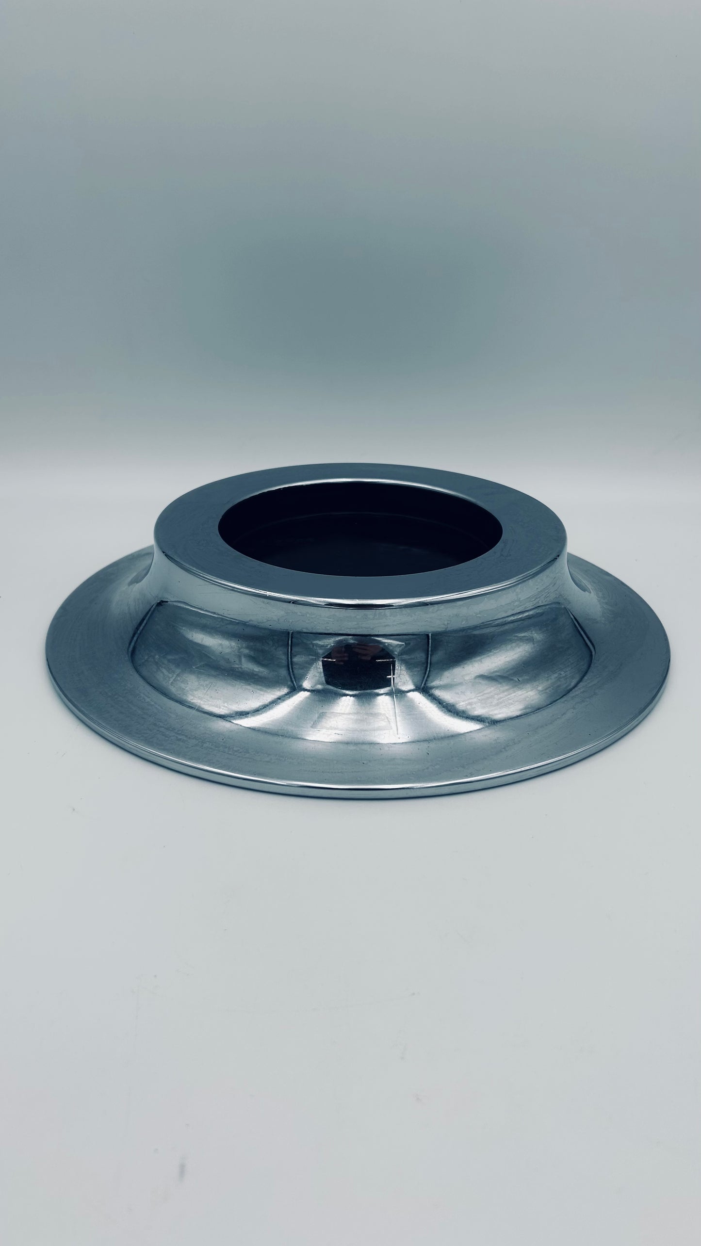 Cendrier en acier, Ufficcio Progetti, Harvey Guzzini, Italie, 70s