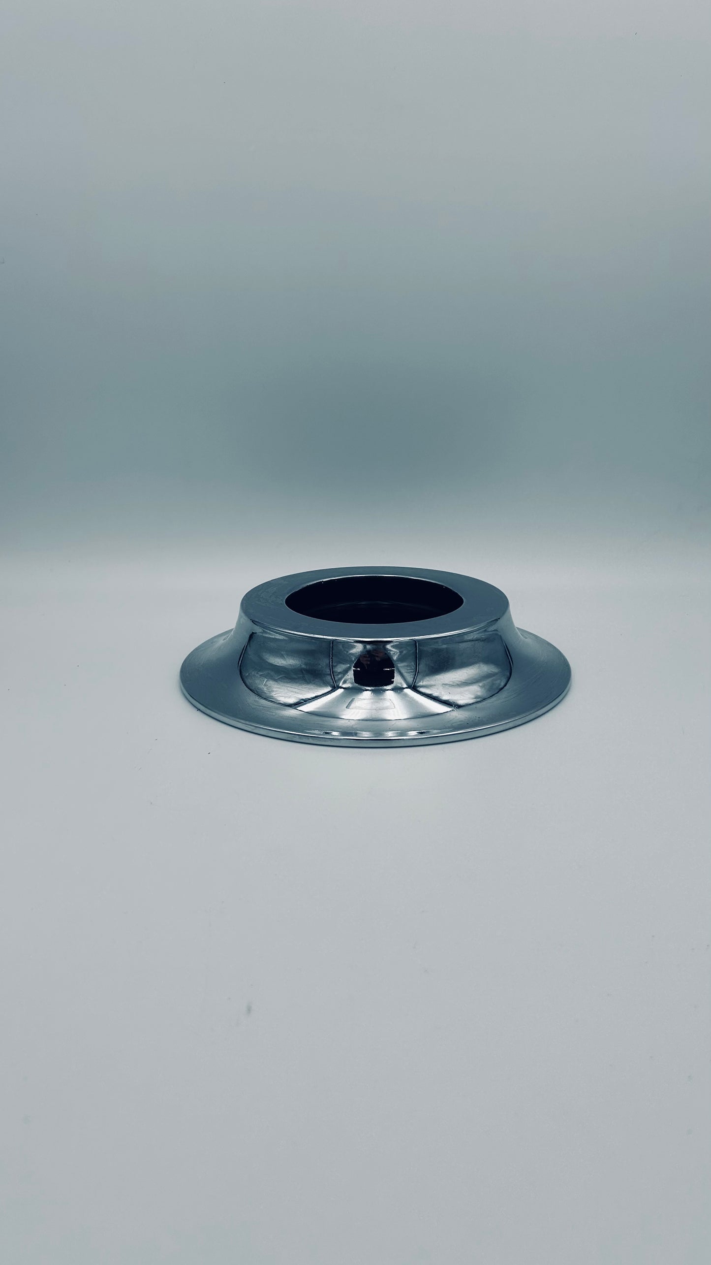 Cendrier acier, Ufficio Progetti, Guzzini, Italy, 70s