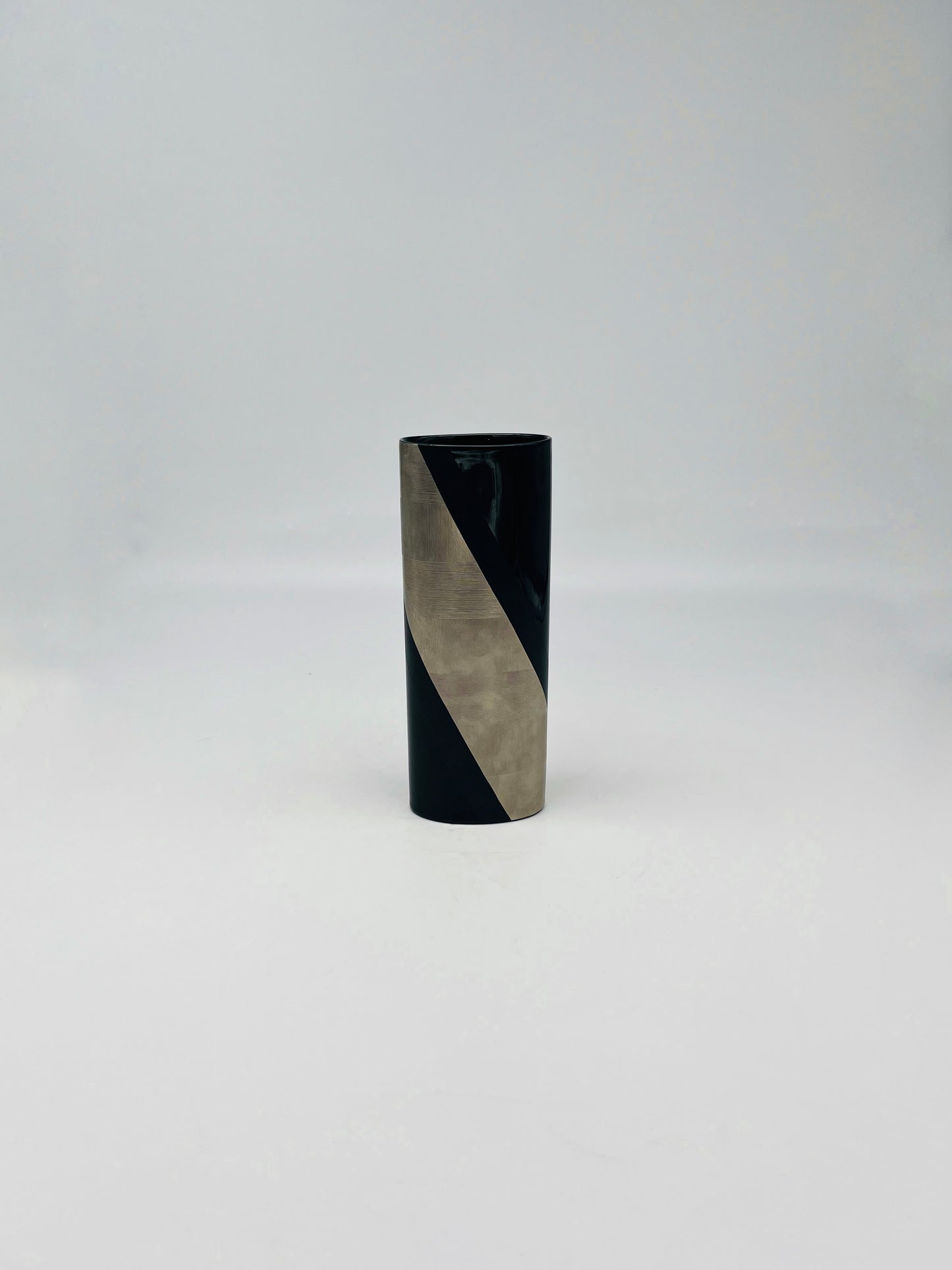 Vase cylindrique noir et or, Helmut Dresler, Rosenthal, 80s