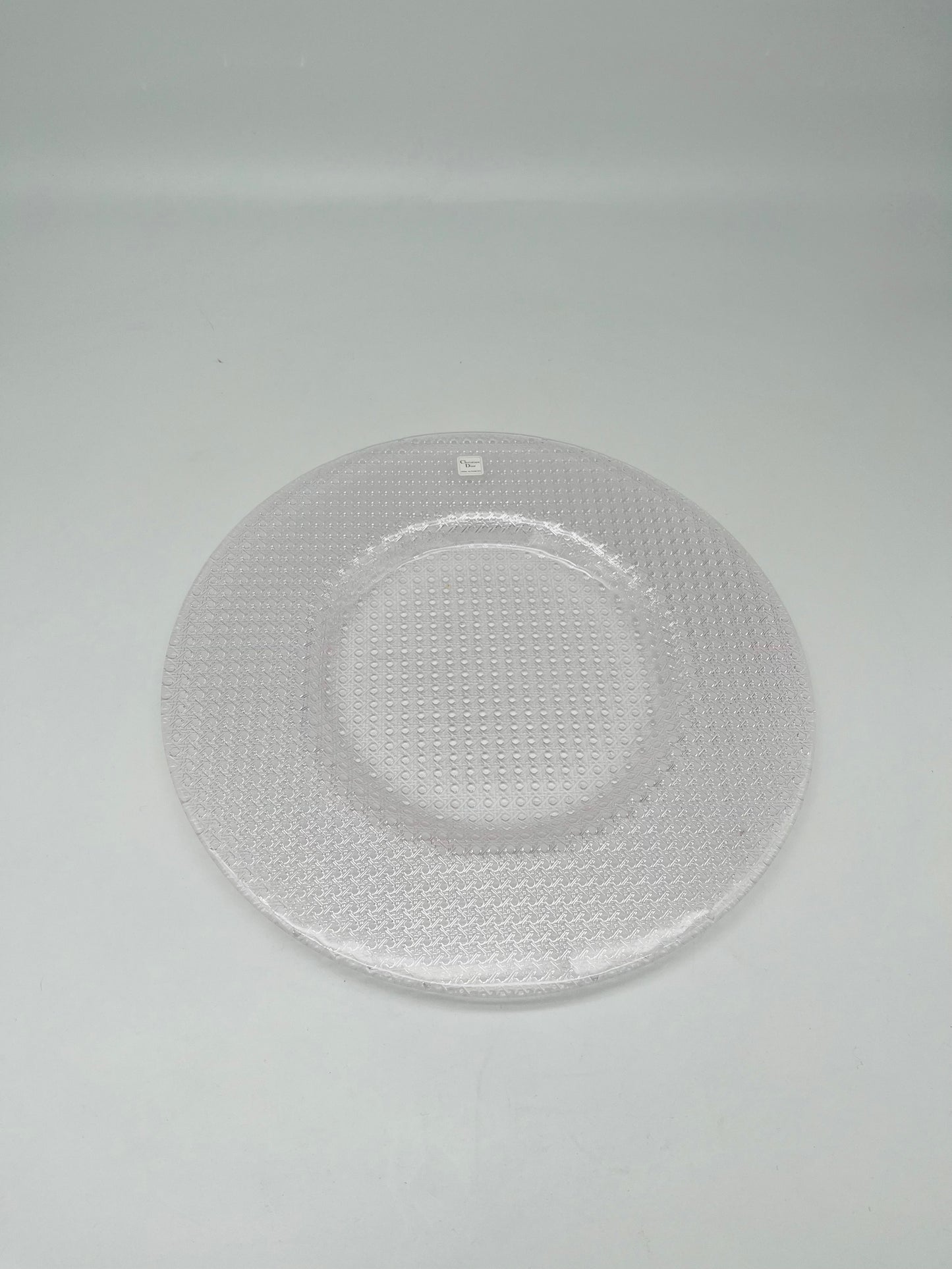 Assiette de présentation en cristal rose, Cannage, Dior, 80s
