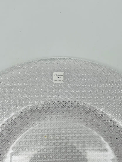 Assiette de présentation en cristal rose, Cannage, Dior, 80s