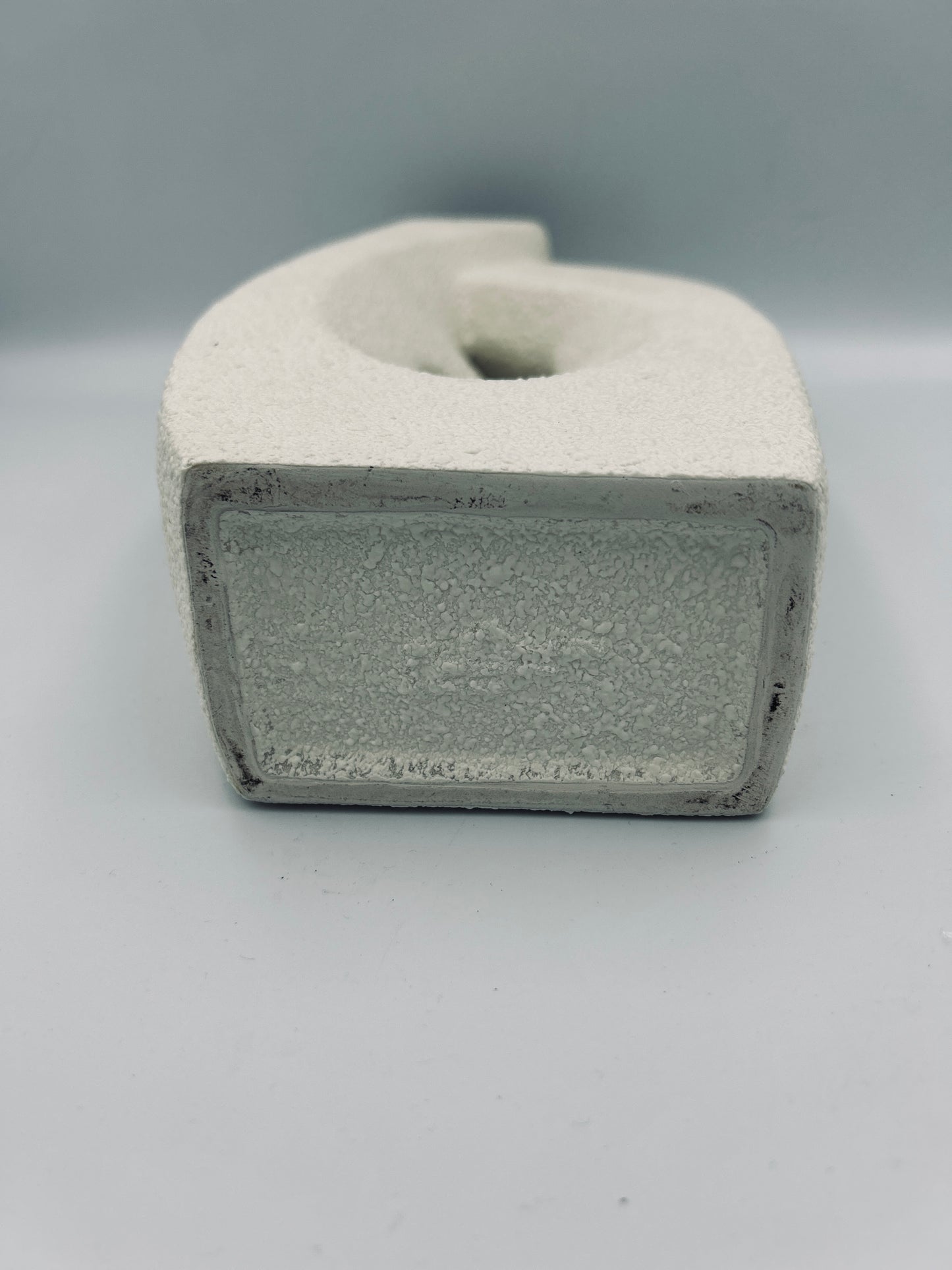 White ceramic vase, Roberto Rigon, Betoncello, 1960s