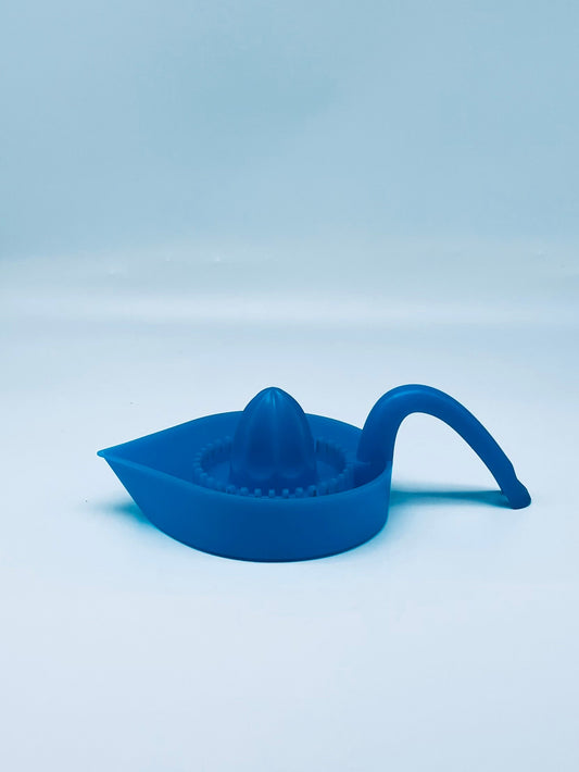 Presse-agrumes bleu « Titanic », Enzo Mari, Alessi, 1997