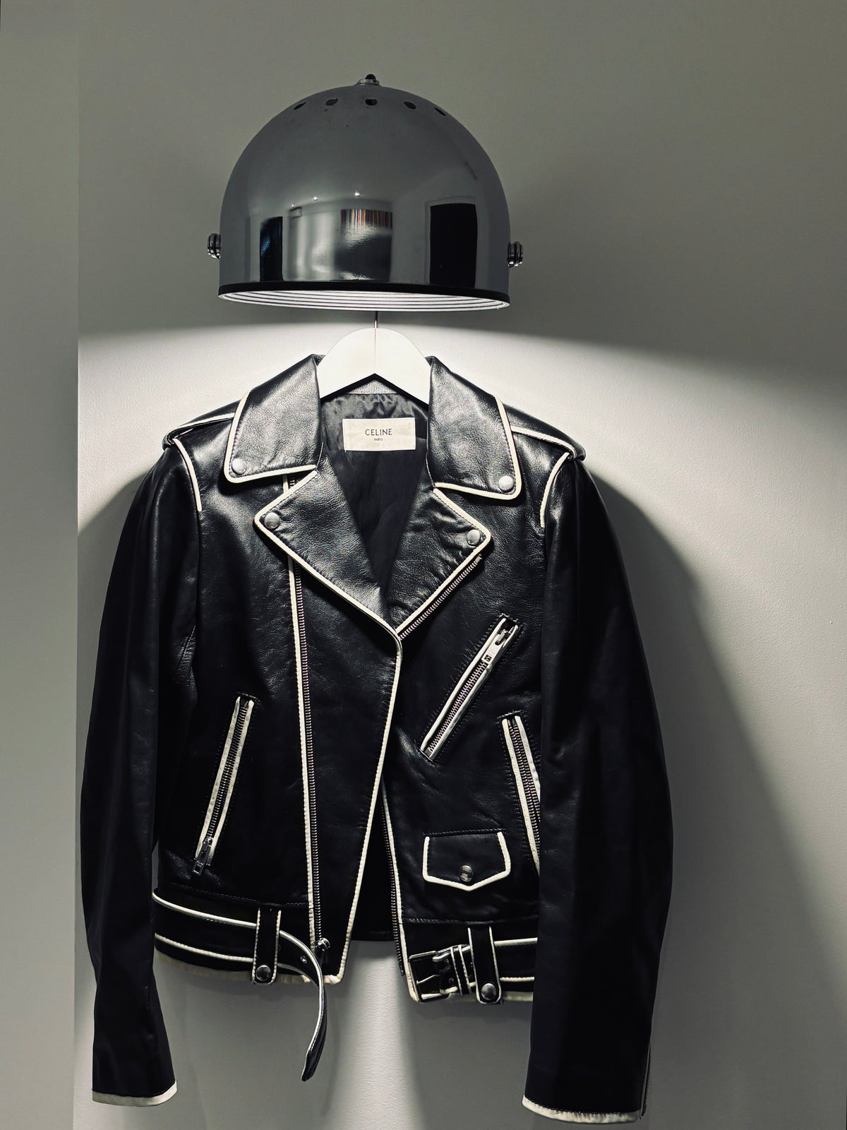 Blouson en cuir à bandes blanches Hedi Slimane, Celine, T36
