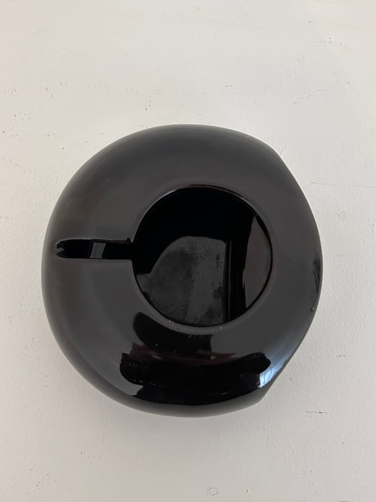 Black ceramic ashtray, Boccato Gigante Zambusi, Sicart, Italy, 1970s