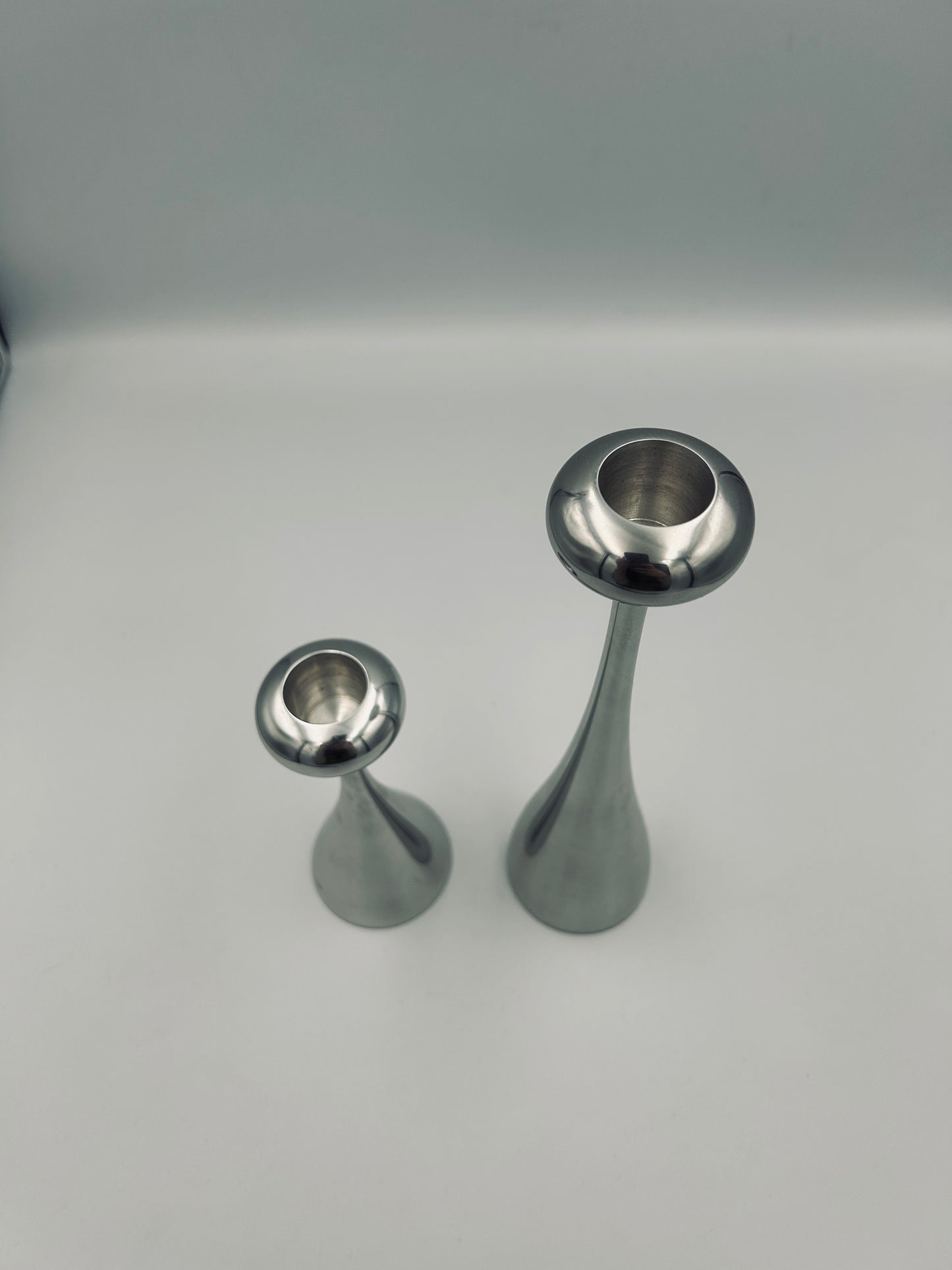 Bougeoirs en acier Enrika Zanzi & Elena Danti, Alessi, 2004