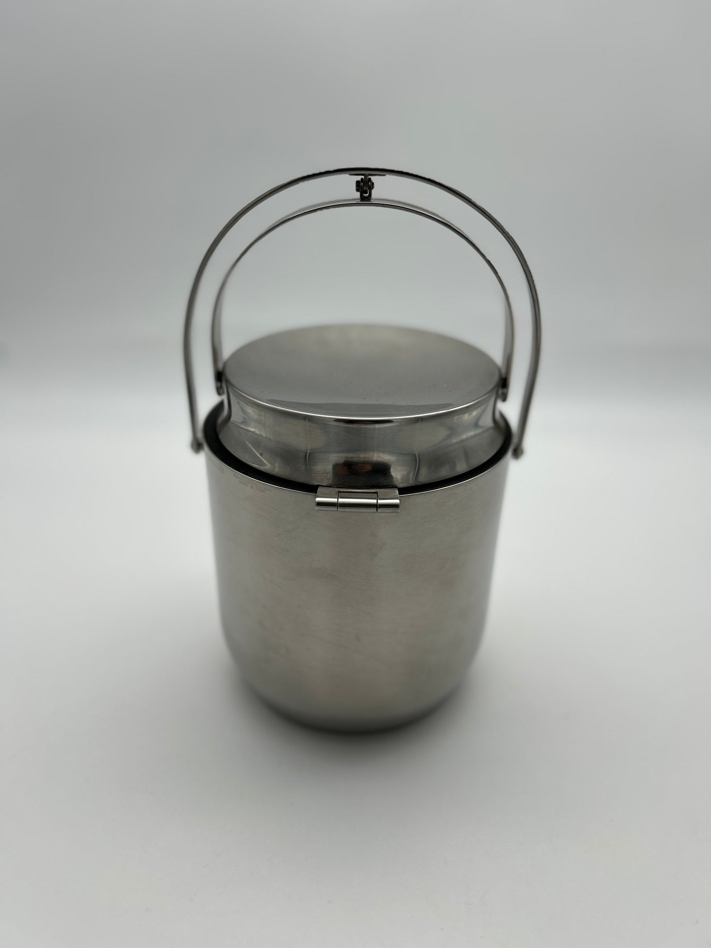 Seau à glaçons thermique GM, Alessi, Carlo Mazzeri, Anselmo Vitale, Italie, 1970s