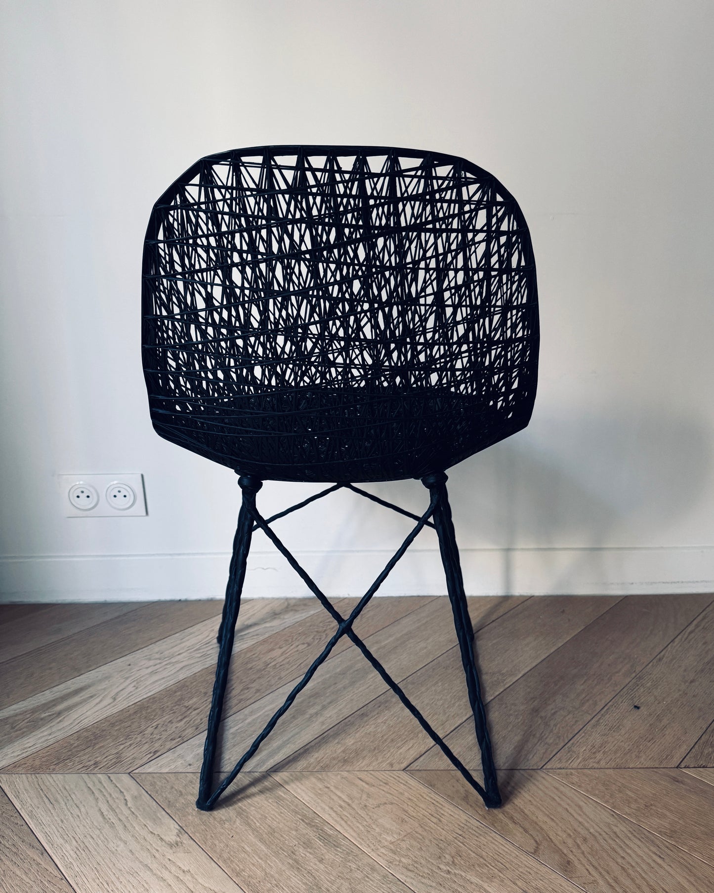 Ensemble de chaises noires "Carbon" , Wanders & Pot, MOOOI, 2000s