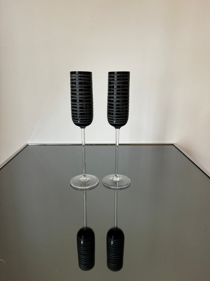 Paire de flutes à champagne en verre de Murano modèle Graffiati, SALVIATI