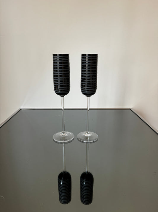 Paire de flutes à champagne en verre de Murano modèle Graffiati, SALVIATI
