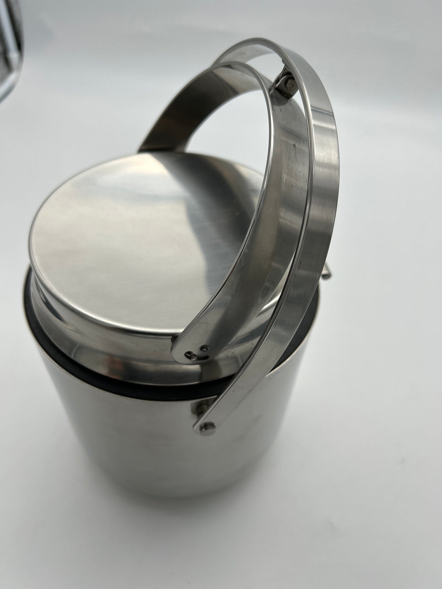 Seau à glaçons thermique GM, Alessi, Carlo Mazzeri, Anselmo Vitale, Italie, 1970s