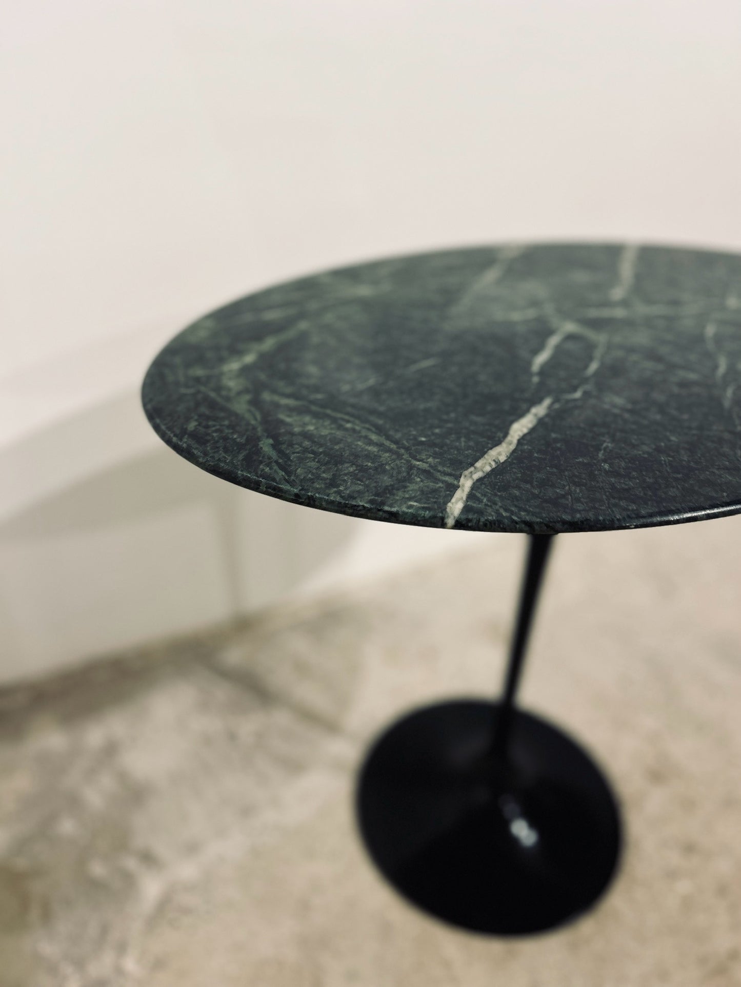 Guéridon tulipe, Eero Saarinen pour Knoll, 70s