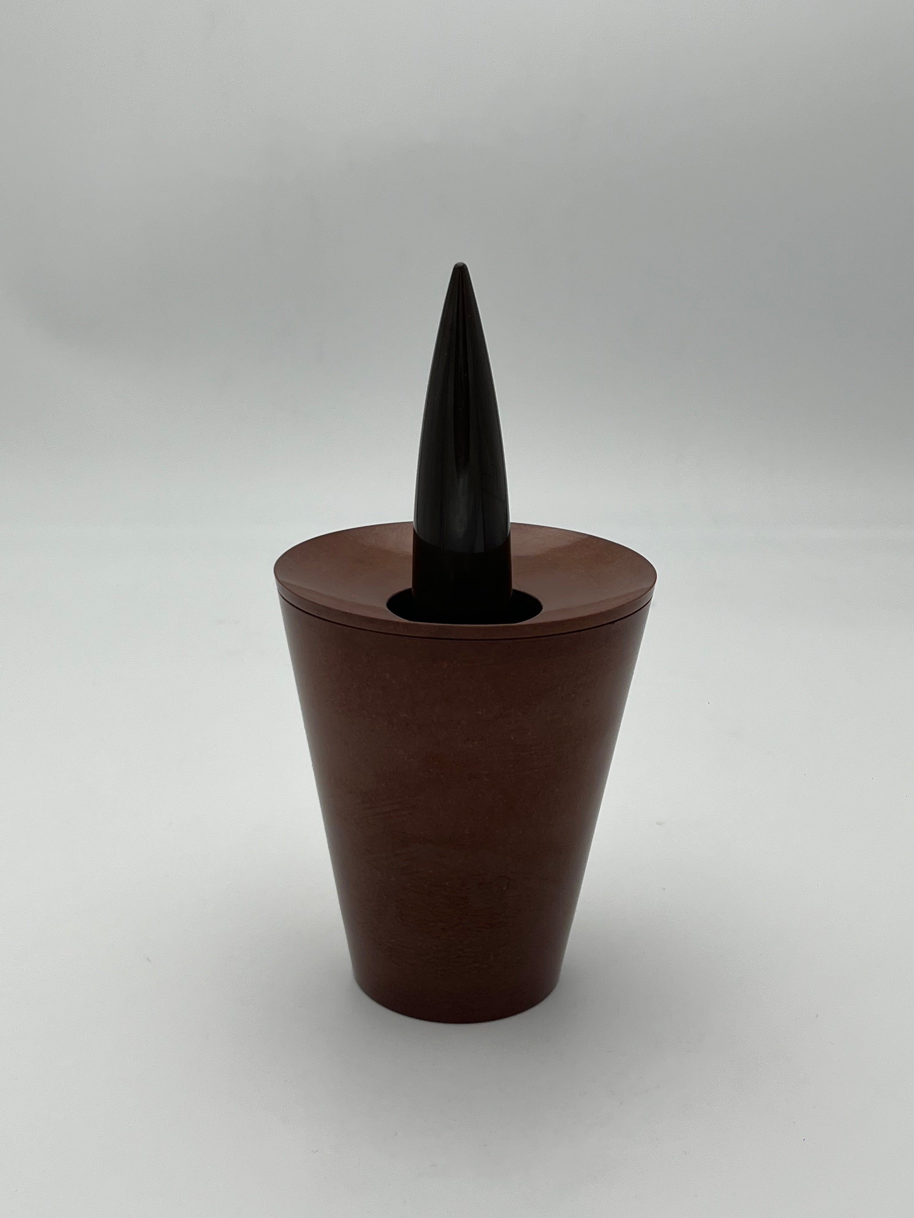 Joe Cactus' ashtray, Philippe Starck for Alessi, 90s – ERETIK DESIGN