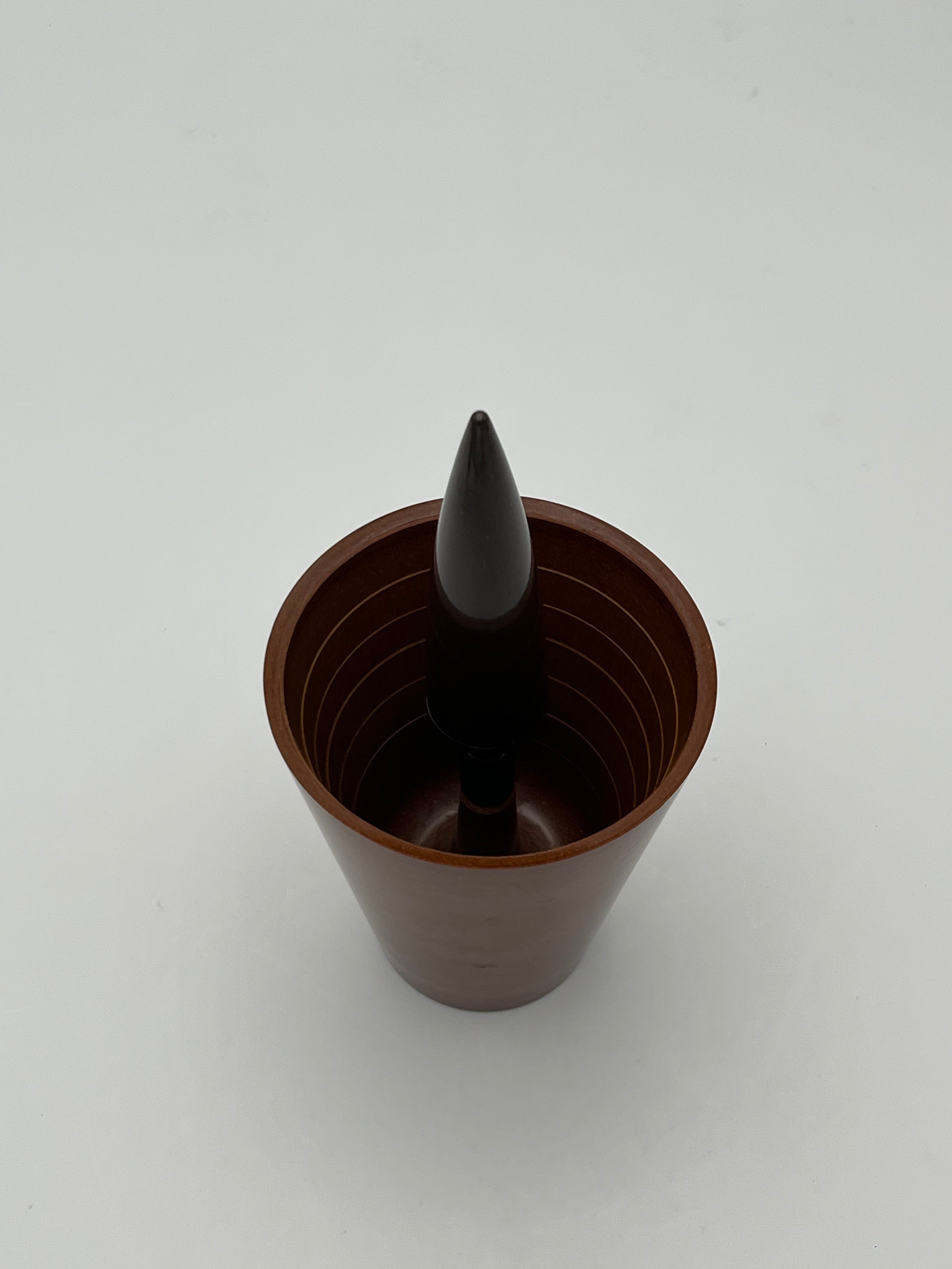 Joe Cactus' ashtray, Philippe Starck for Alessi, 90s – ERETIK DESIGN