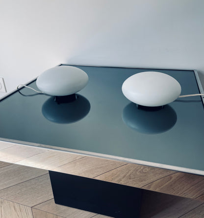 Paire de lampes à poser Galet, Joseph André Motte, Disderot, 60s