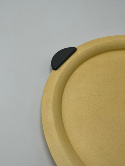 Plateau jaune Accademia Lagostina, Ettore Sottsass, Italie, 90s