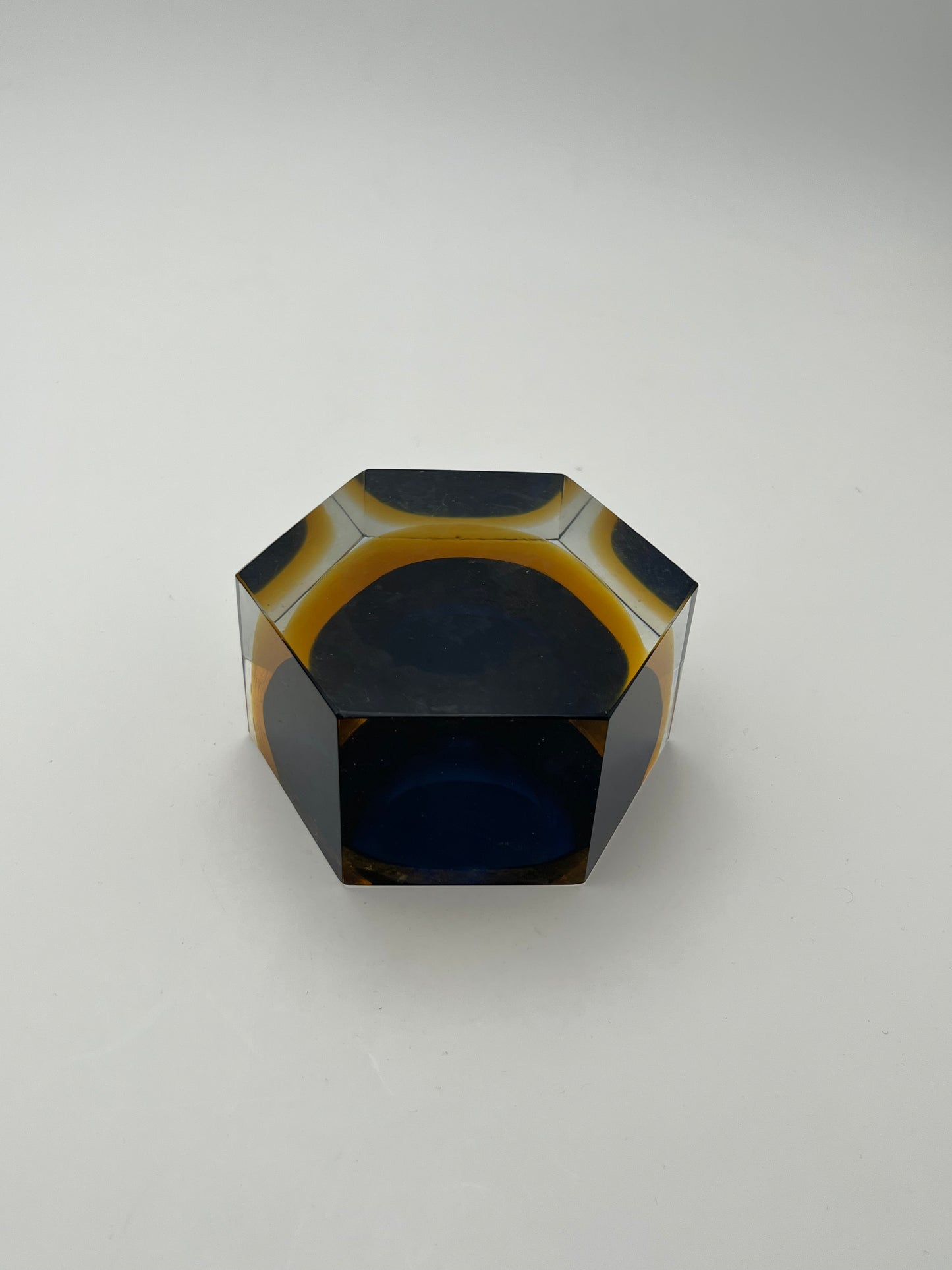 Cendrier octogonal Sommerso Bleu/Jaune, verre de Murano, Flavio Poli, Italie, 60s