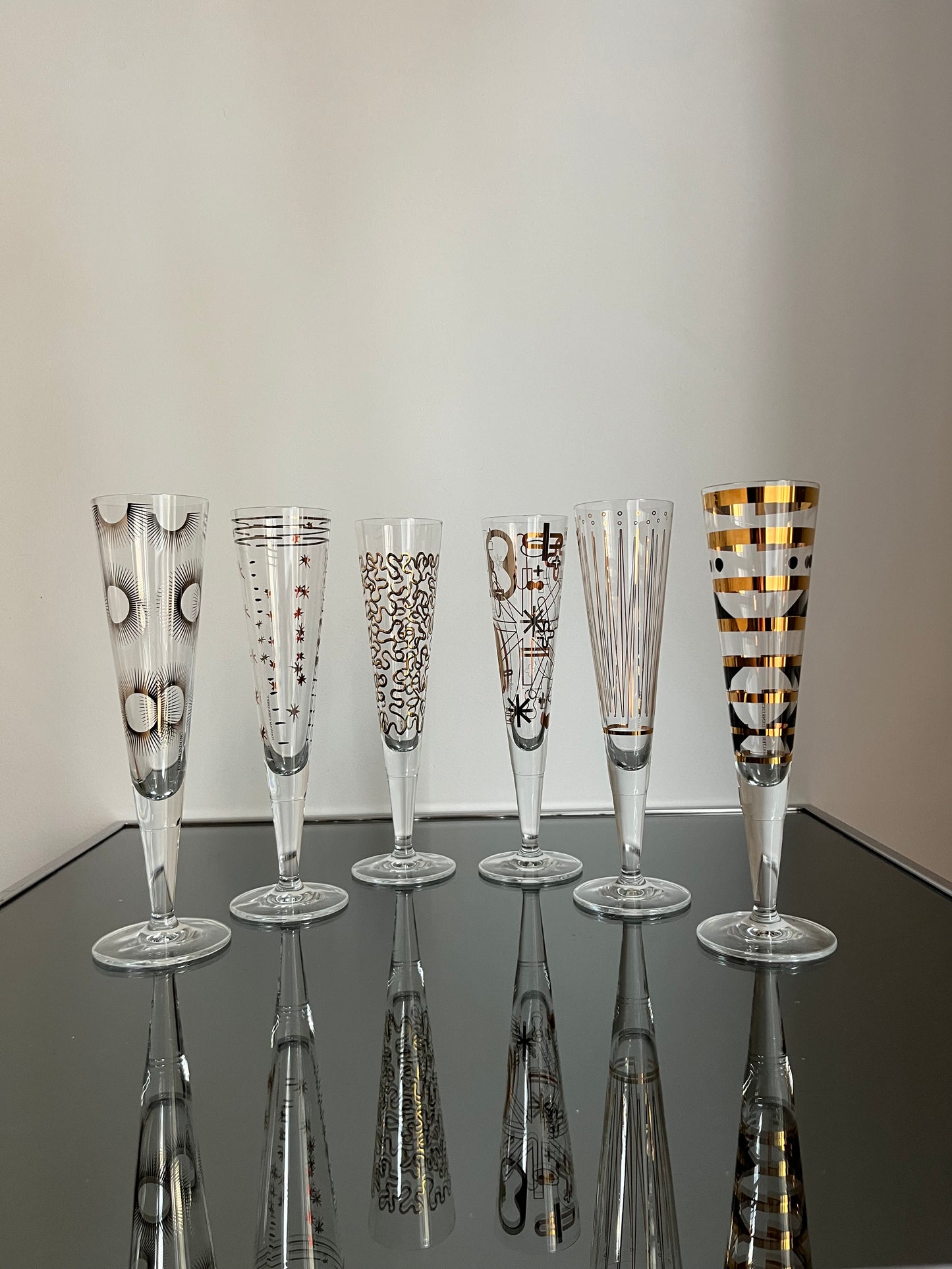Flûtes à champagne stylisées dorées, RITZENHOFF, 2000s