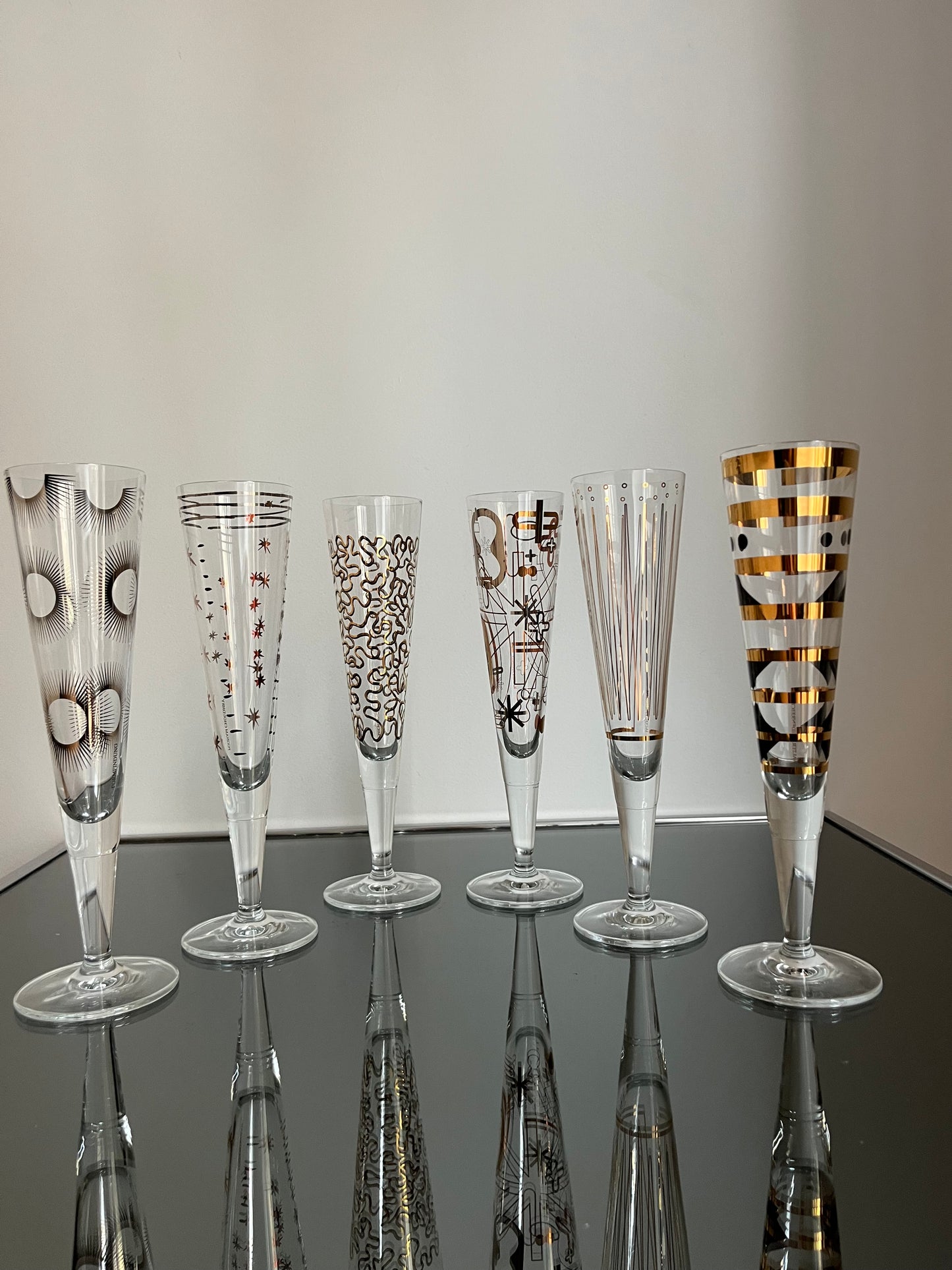 Flûtes à champagne stylisées dorées, RITZENHOFF, 2000s