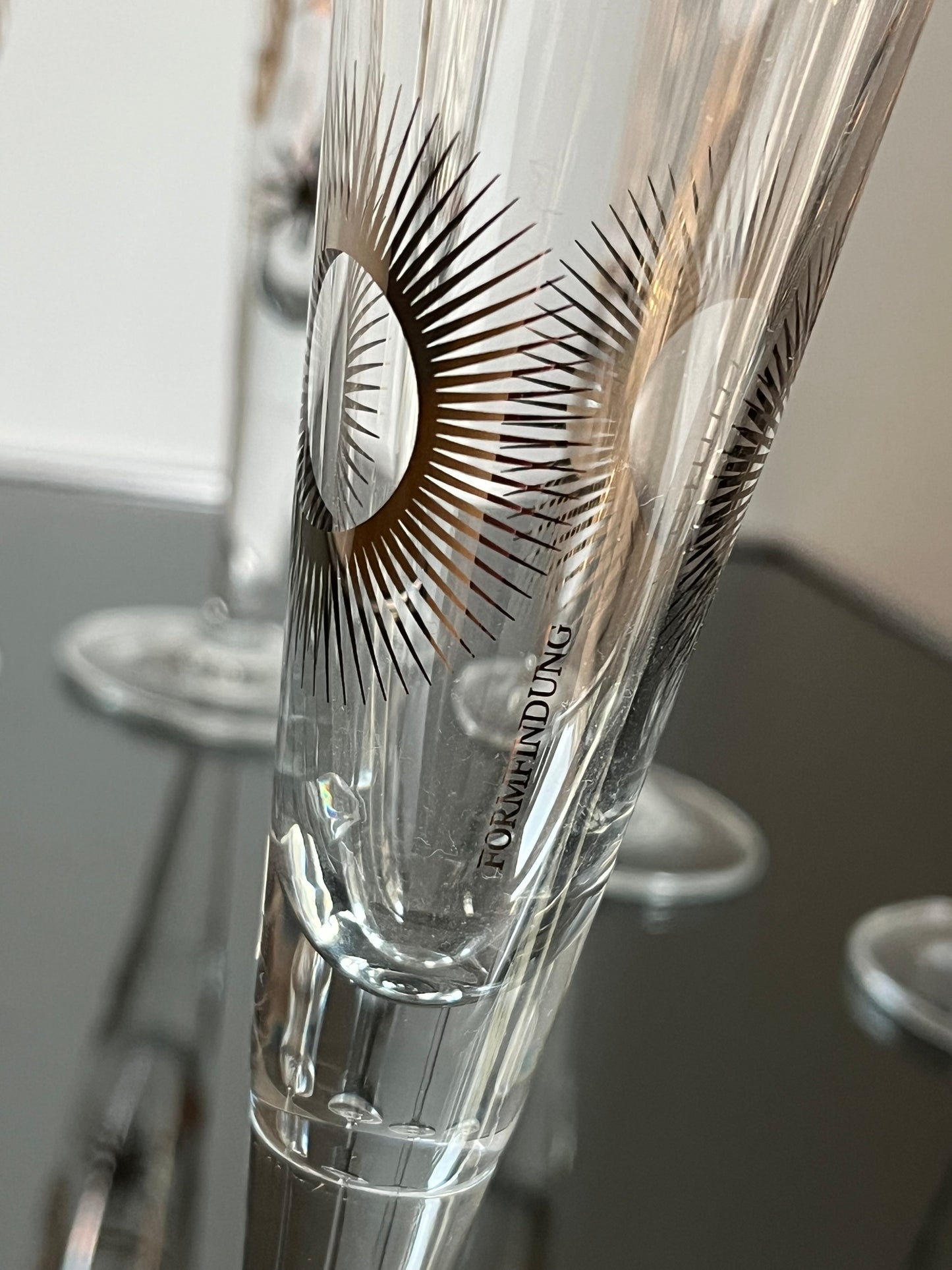 Flûtes à champagne stylisées dorées, RITZENHOFF, 2000s