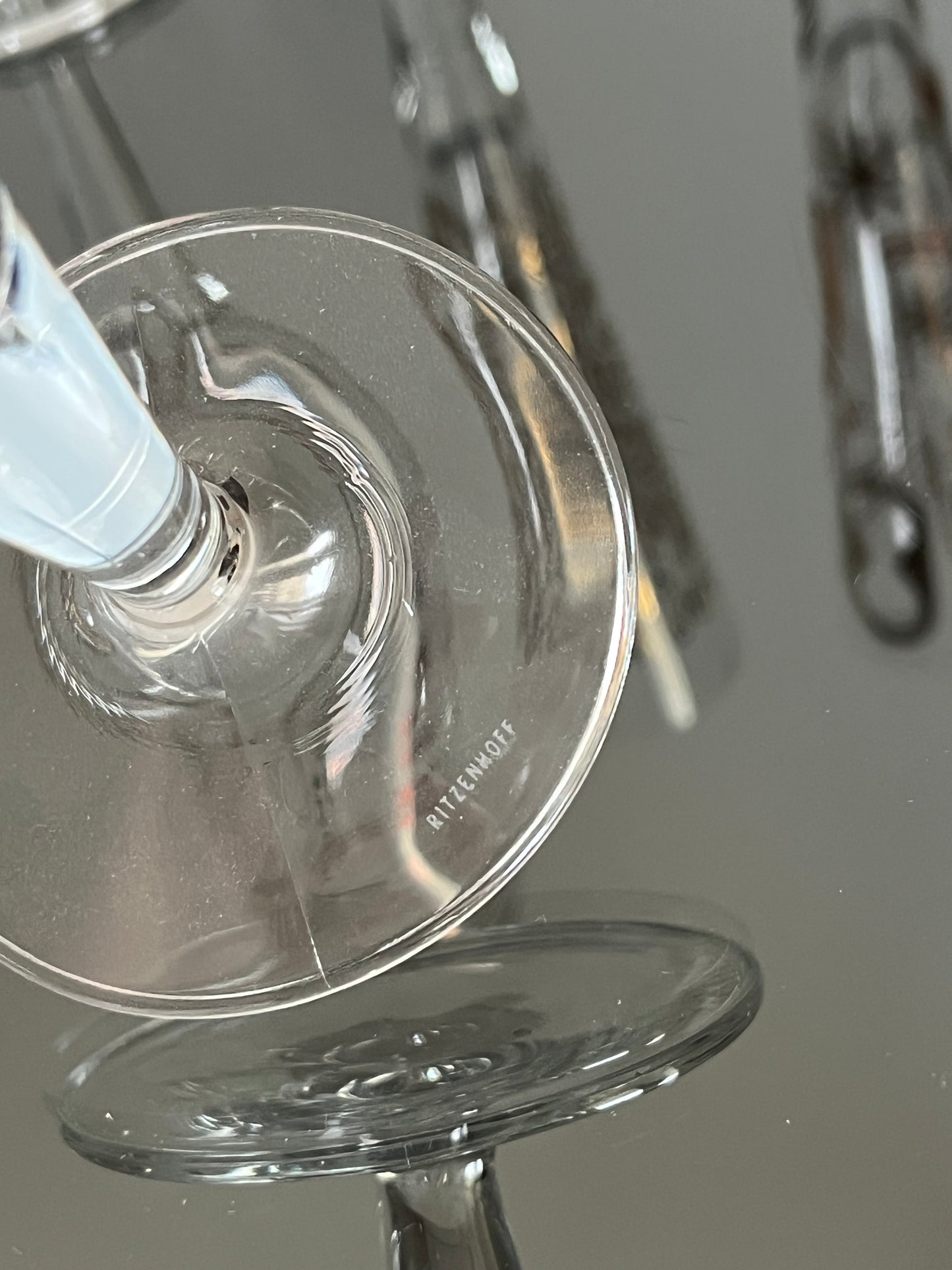 Flûtes à champagne stylisées dorées, RITZENHOFF, 2000s