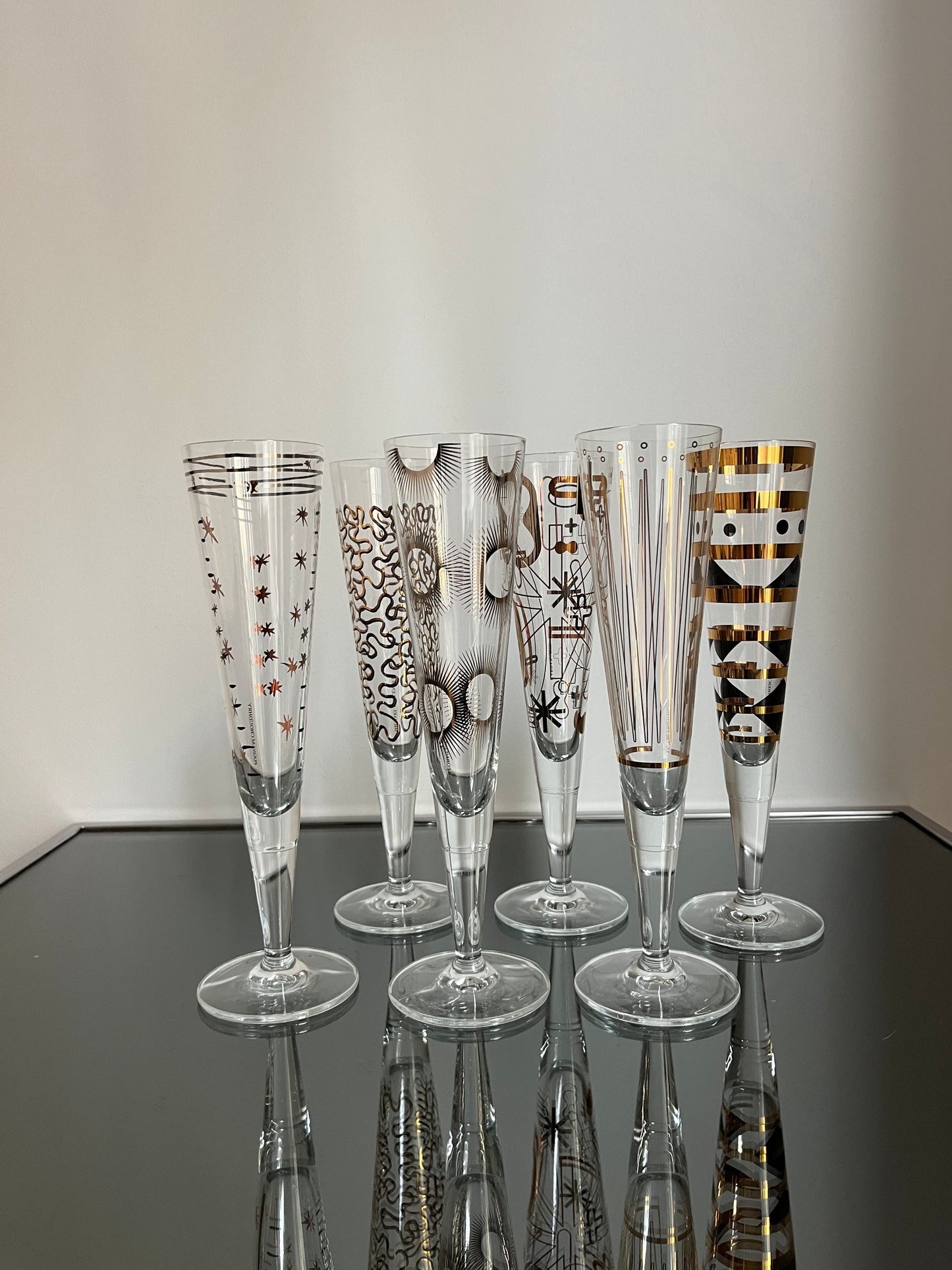 Flûtes à champagne stylisées dorées, RITZENHOFF, 2000s
