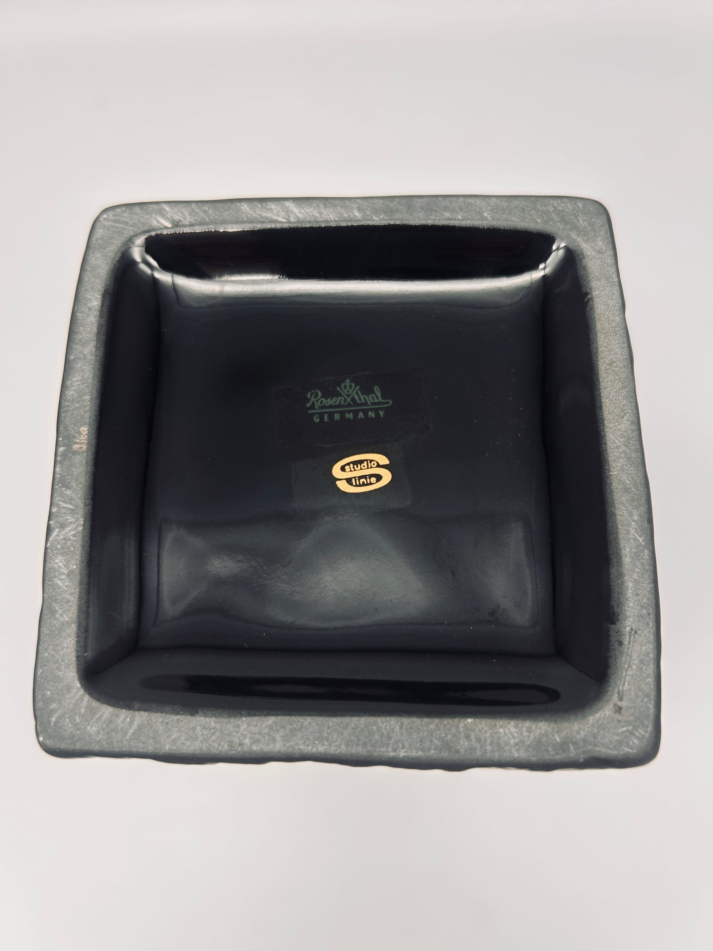 Vase noir mat motif courbes, Martin Freyer, Rosenthal, 70s