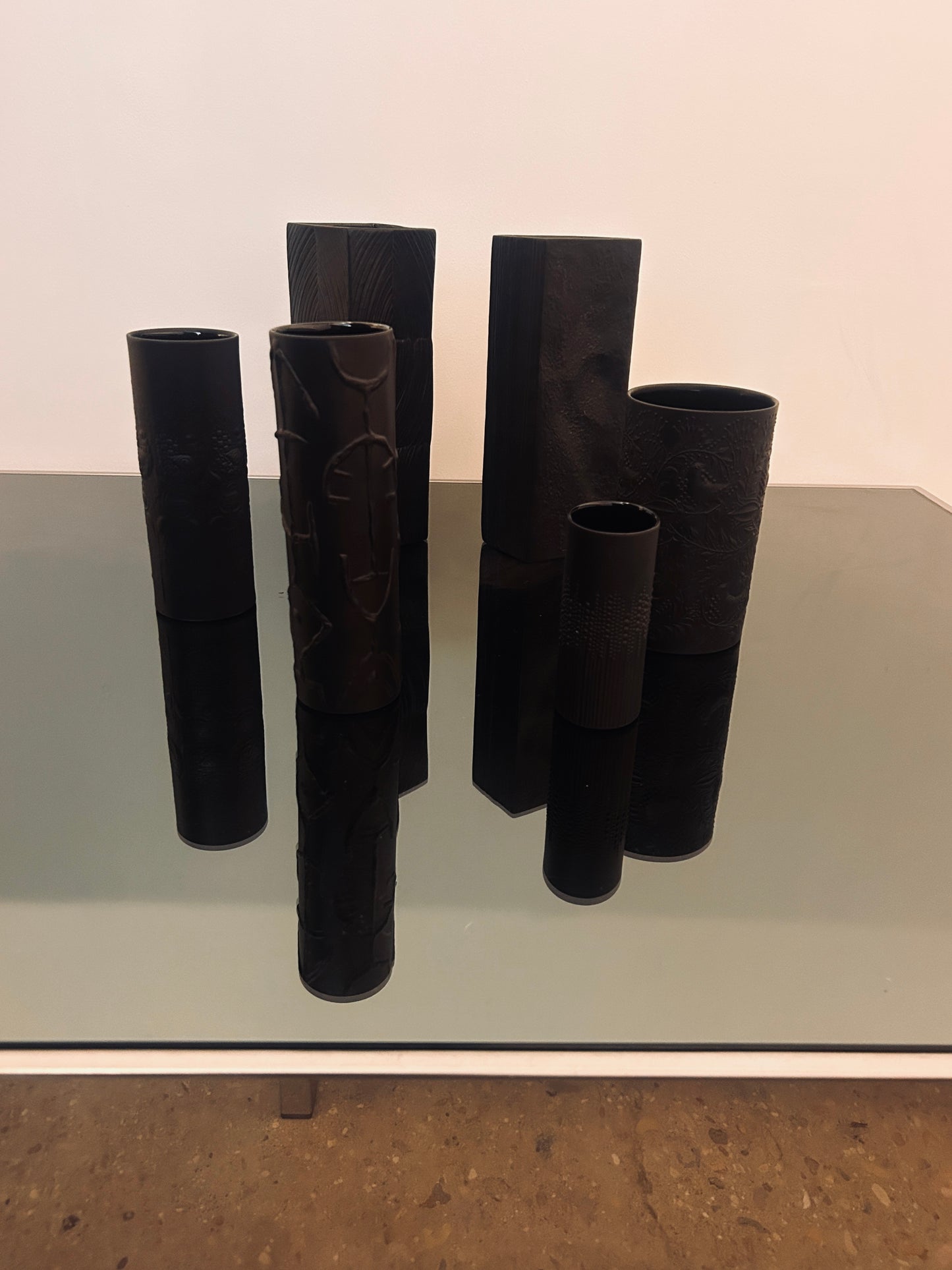Vase biscuit noir en porcelaine, Bjorn Wiinblad, Rosenthal, 70s