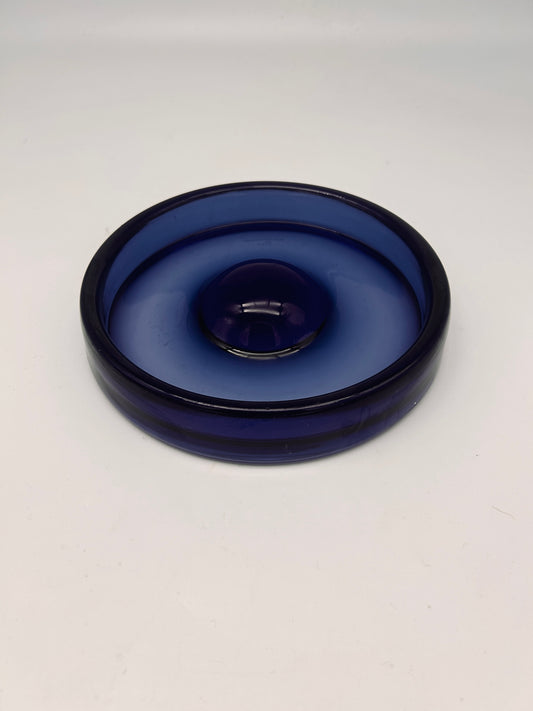 Cendrier danois en verre bleu, Per Lutken, Homelgaard, 50s