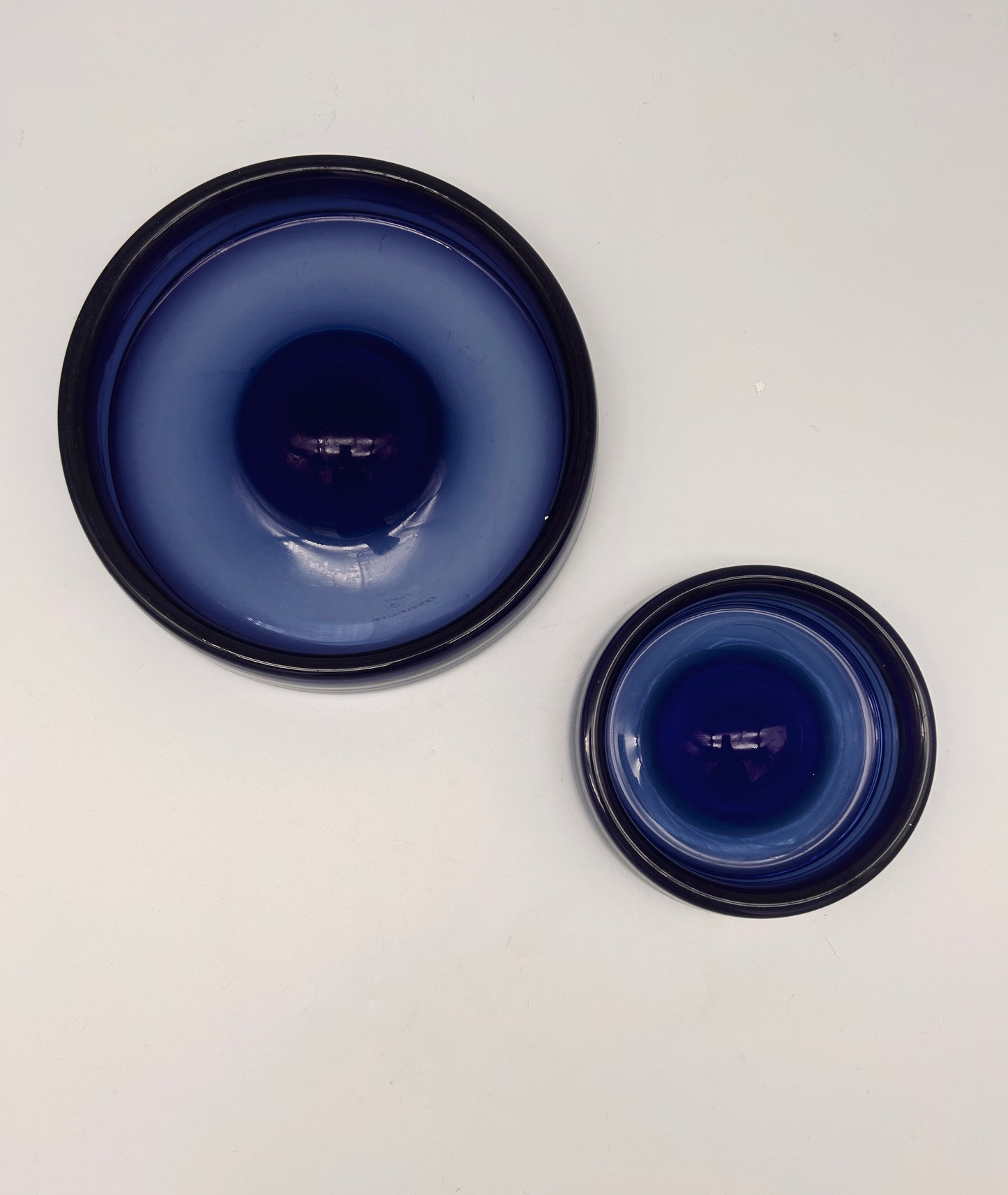 Cendrier danois en verre bleu, Per Lutken, Homelgaard, 50s