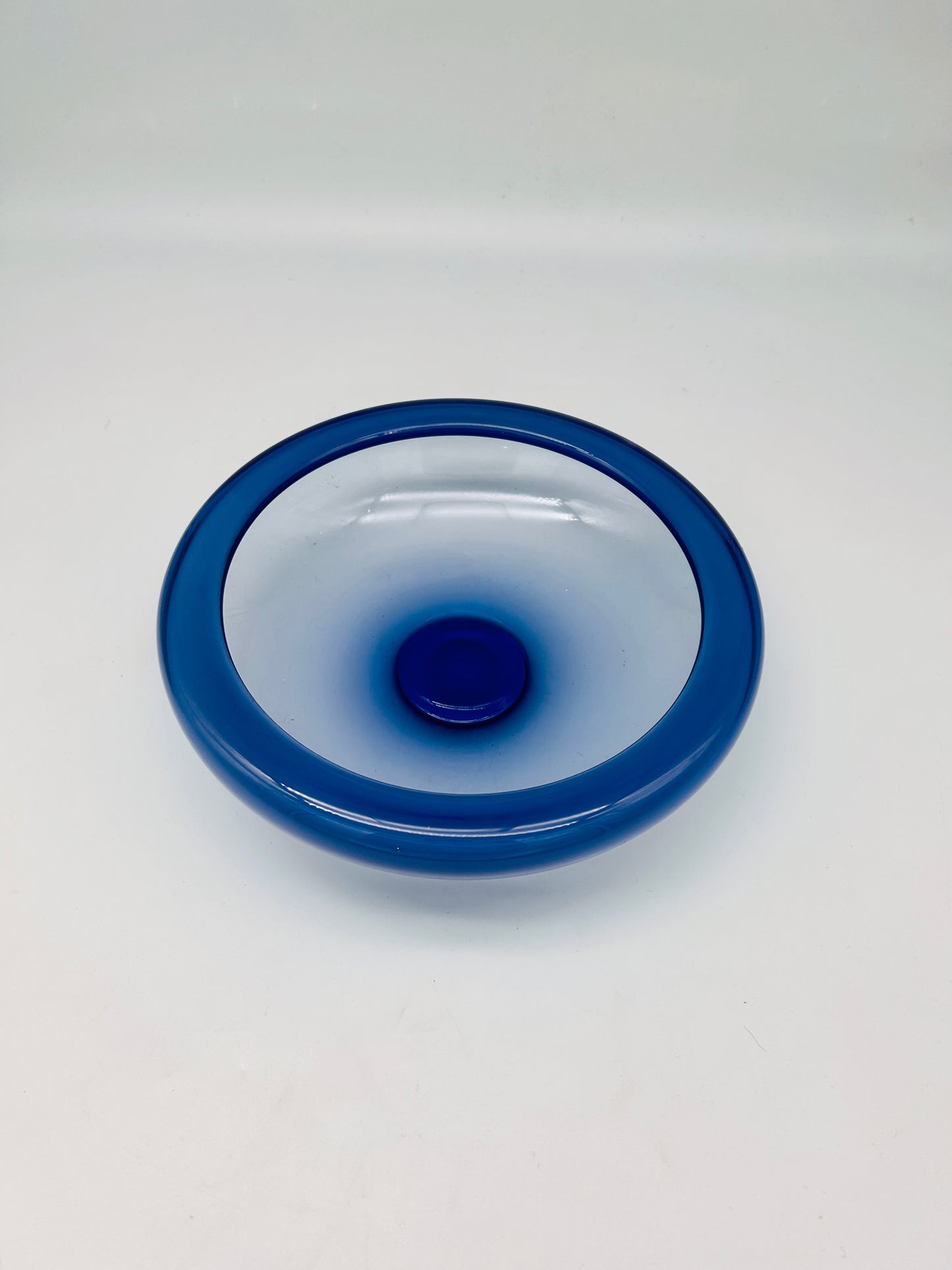 Grande coupe en verre bleu "Arne", Per Lutken, Holmegaard, 50s