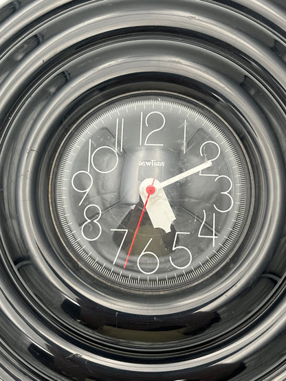 Horloge postmoderne newTime, 80s