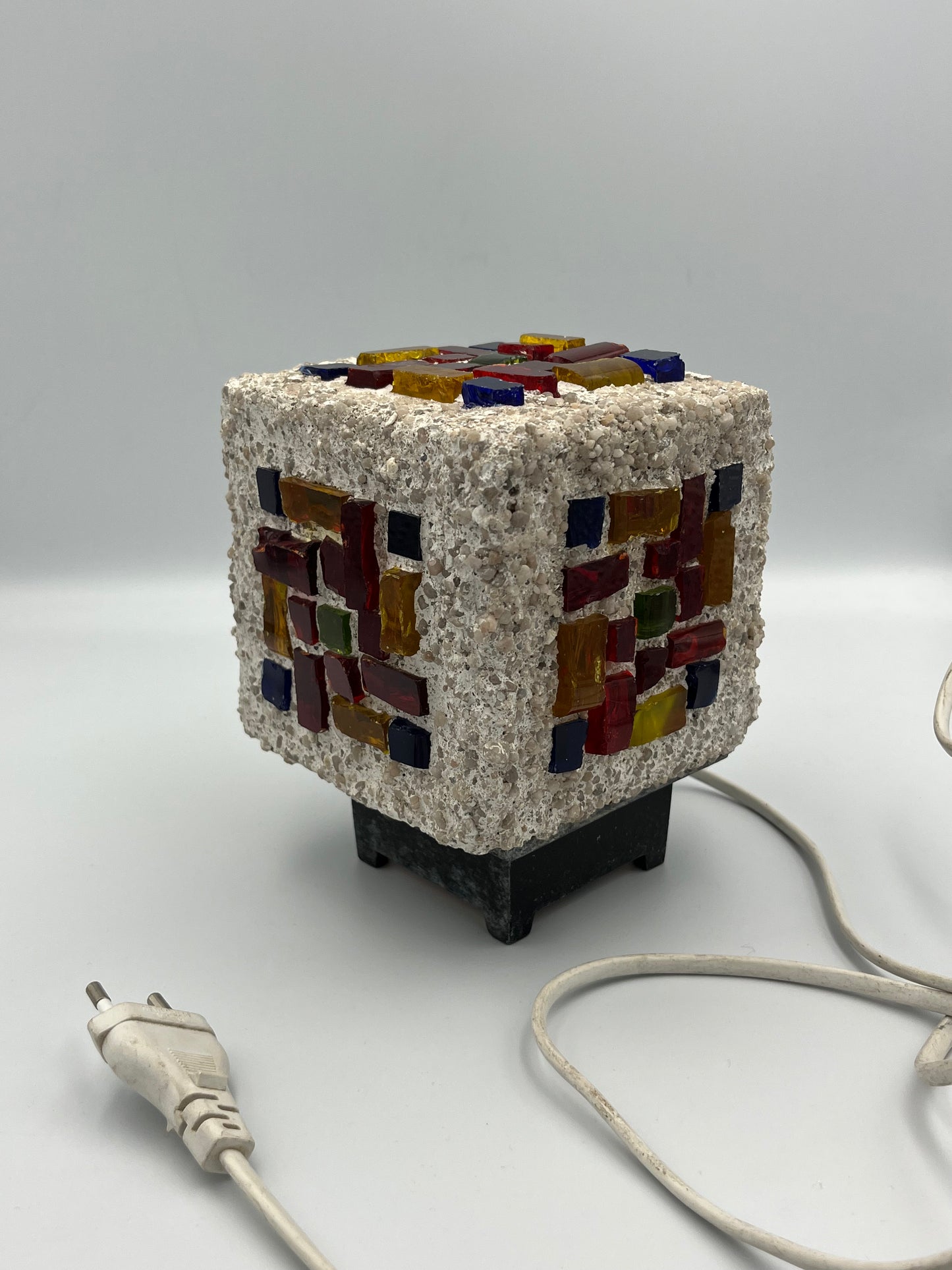 Lampe à poser design brutaliste à mosaïques, Italie, 1970s