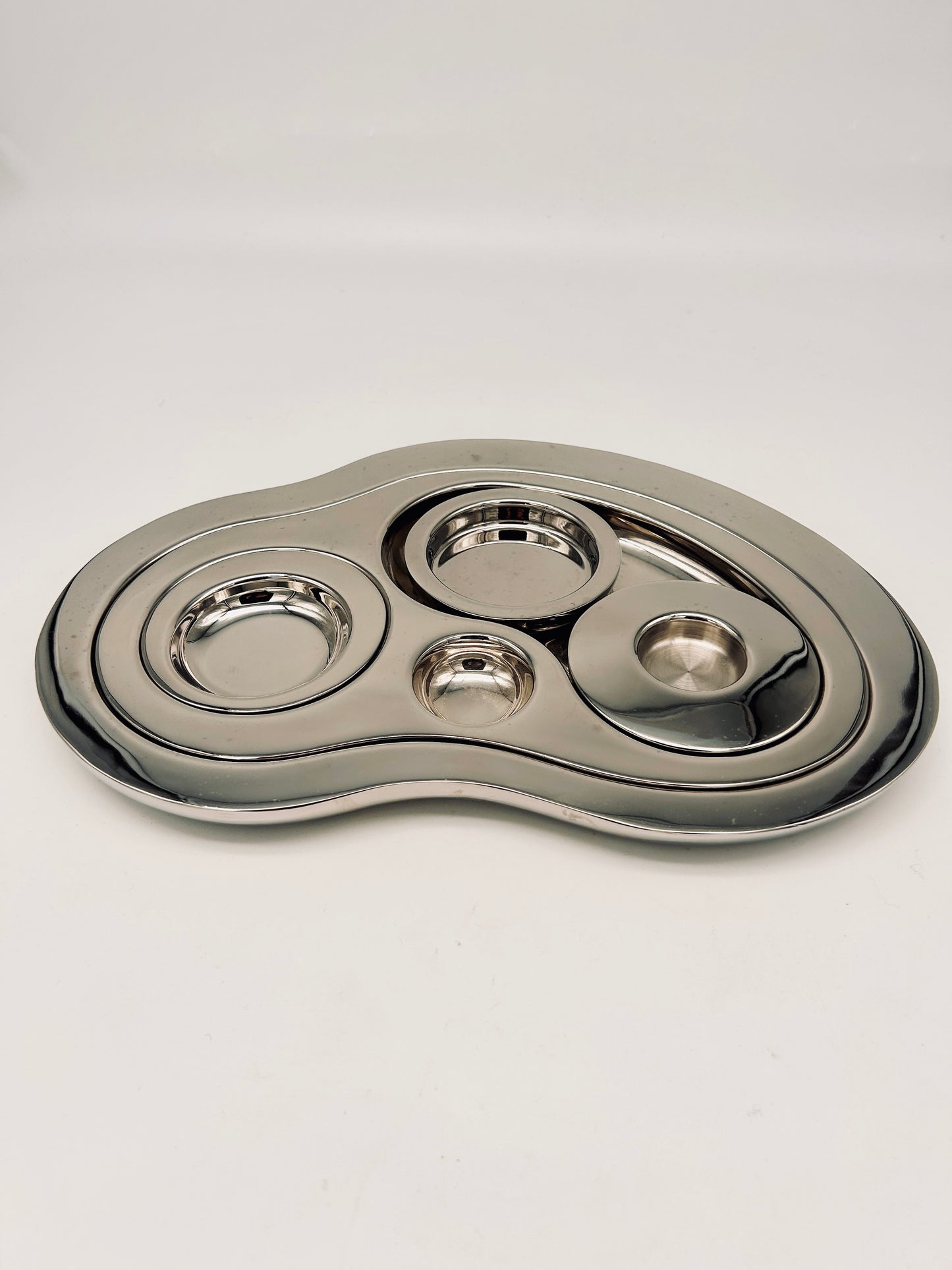 Plateau apéritif acier post moderne, Magpie, 2000s