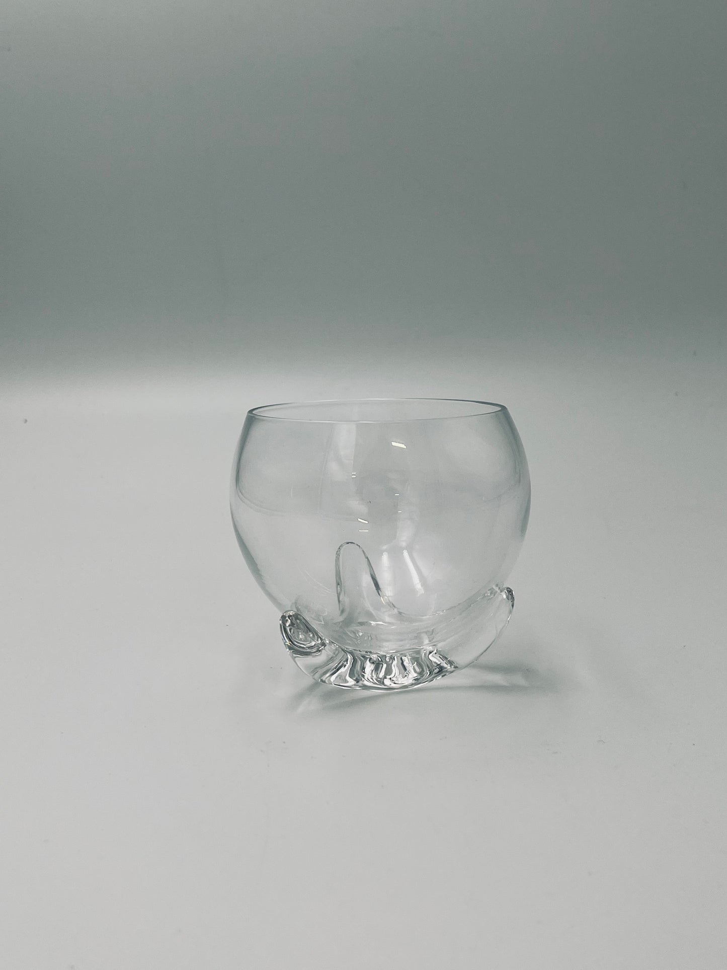 Verres tripodes, Bettina, design Future Systems, Alessi, 2008