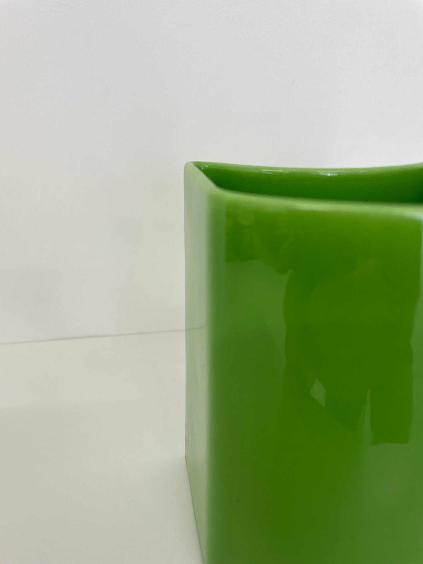Vase géométrique vert en céramique, Ambrogio Pozzi, Franco Pozzi, 70s