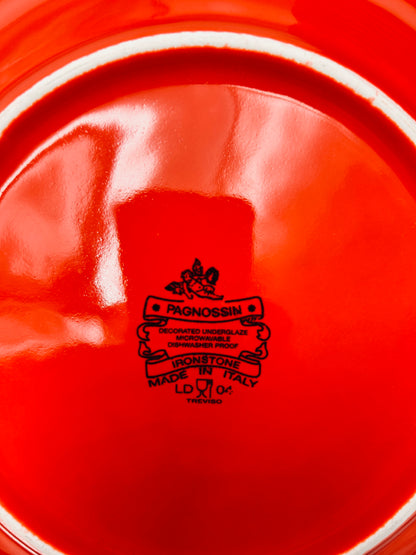 Assiettes en céramique rouges, Pagnossin, Italie, 2000s