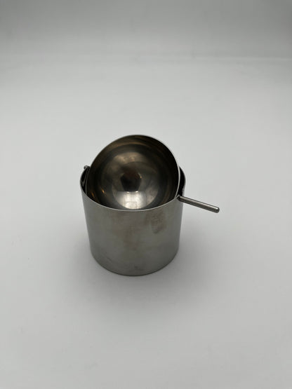 Cendrier à bascule, Arne Jacobsen, Ligne Cylinda, Stelton