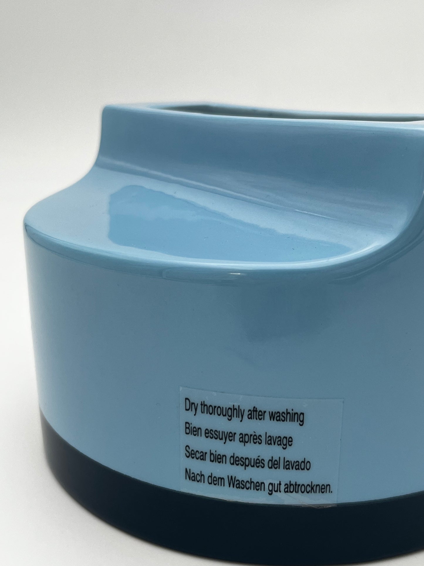 Vase Sifflet, Ettore Sottsass pour Habitat, 2000s