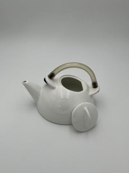 Théière 'Flying Saucer', Axis Design, Laurence Dumaine, France, 80s
