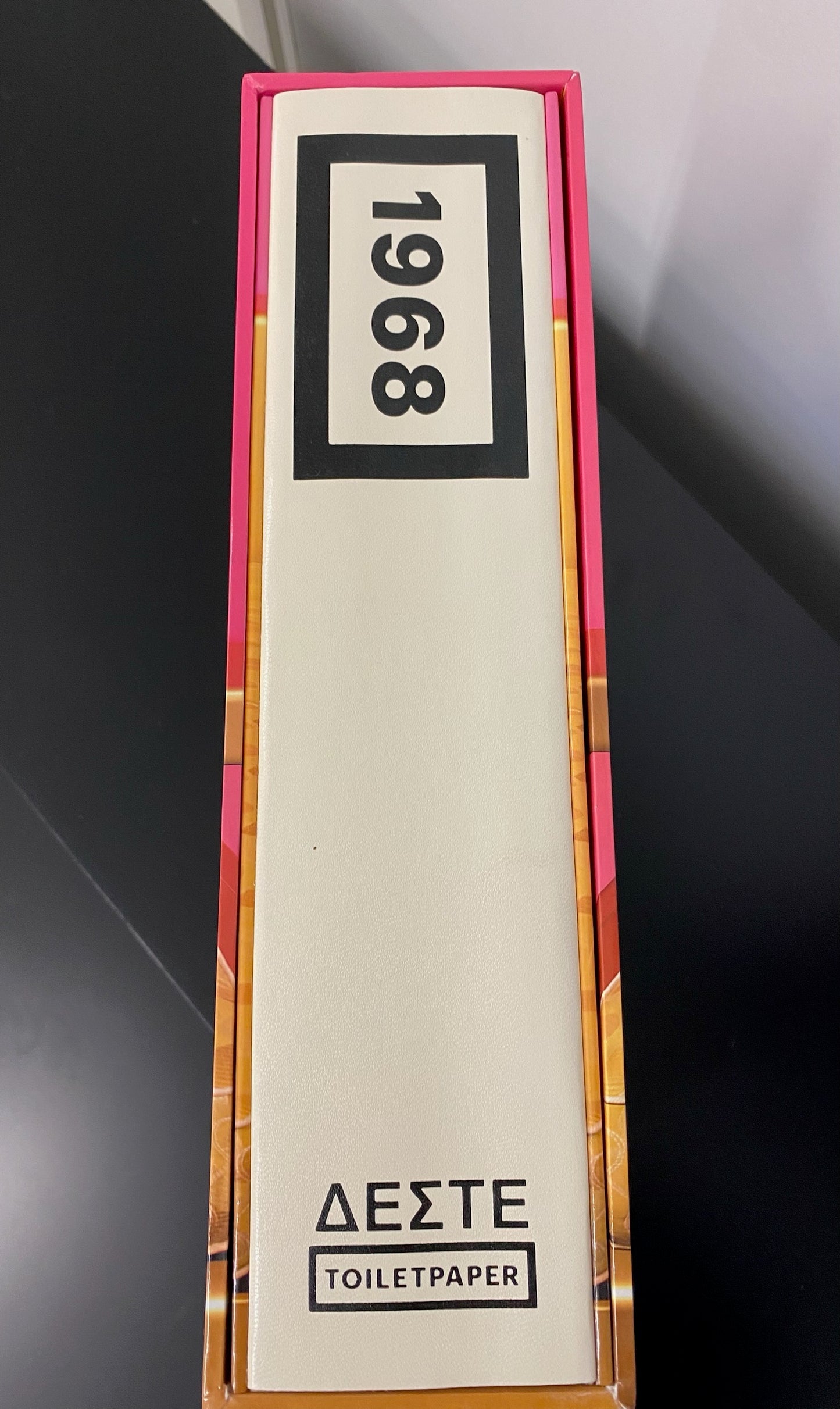Livre 1968, Toiletpaper