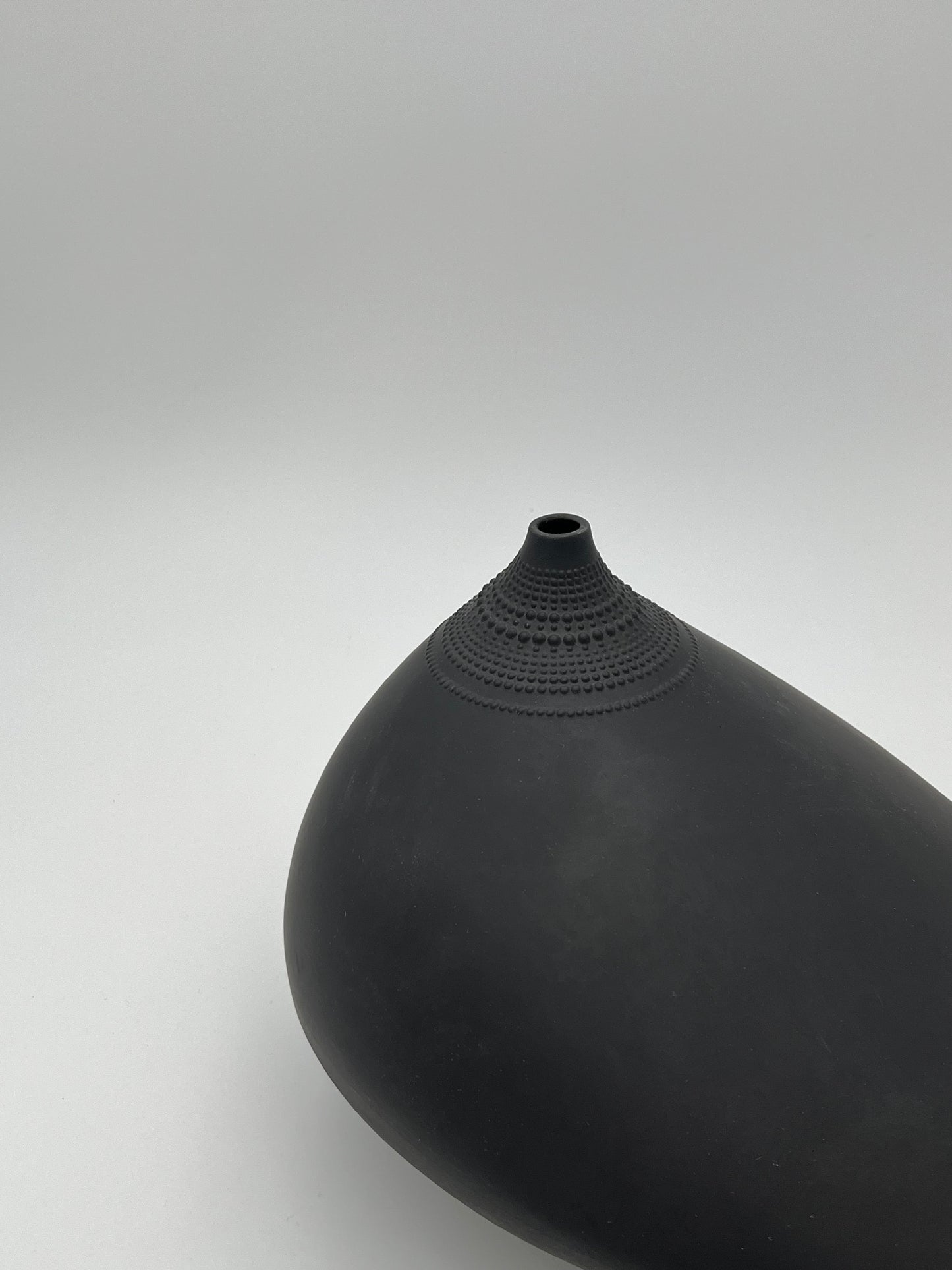 Vase noir Rosenthal, Pollo,Tapio Wirkkala, Allemagne, 1963