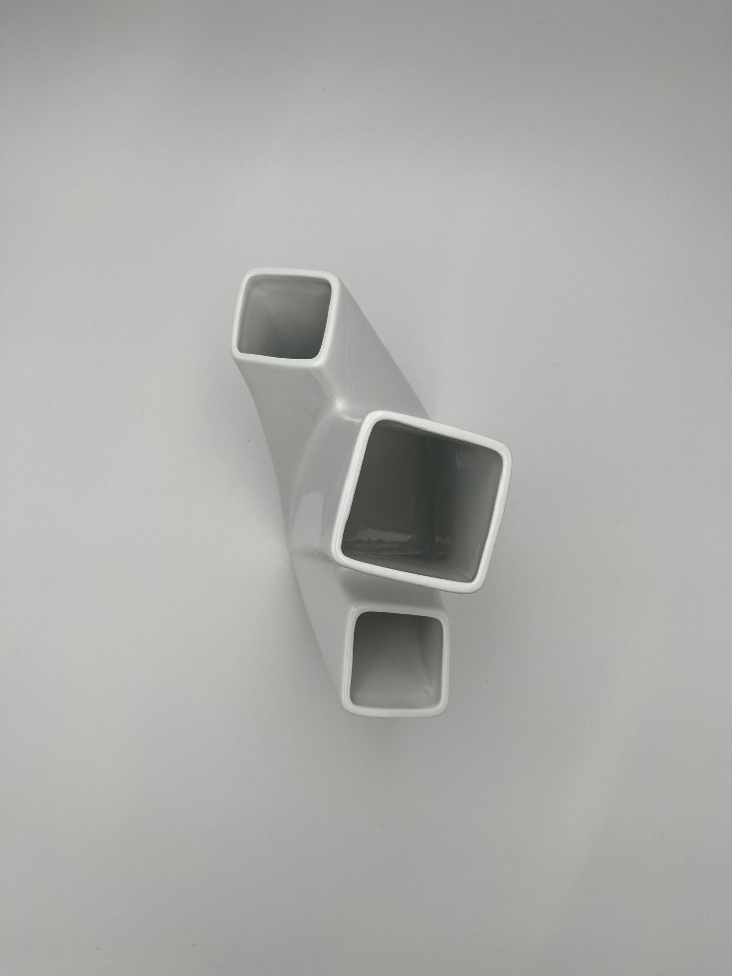 Vase porte crayon blanc Alessi, Trina, Hani Rashid, Italie, 2008