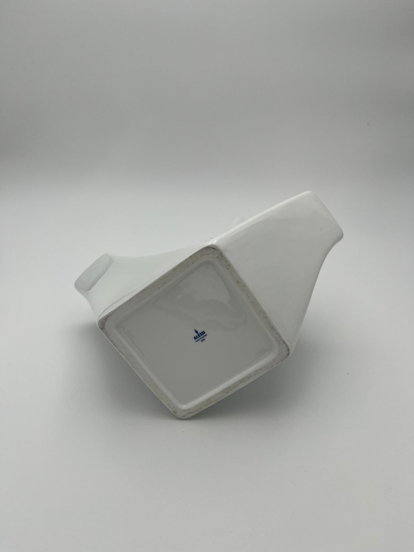 Vase porte crayon blanc Alessi, Trina, Hani Rashid, Italie, 2008