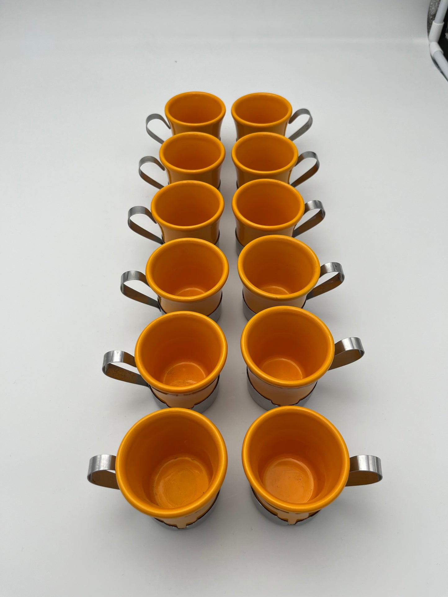 Tasses à Café Ocre Céramique et Inox, Inoxriv, Italie, 1970