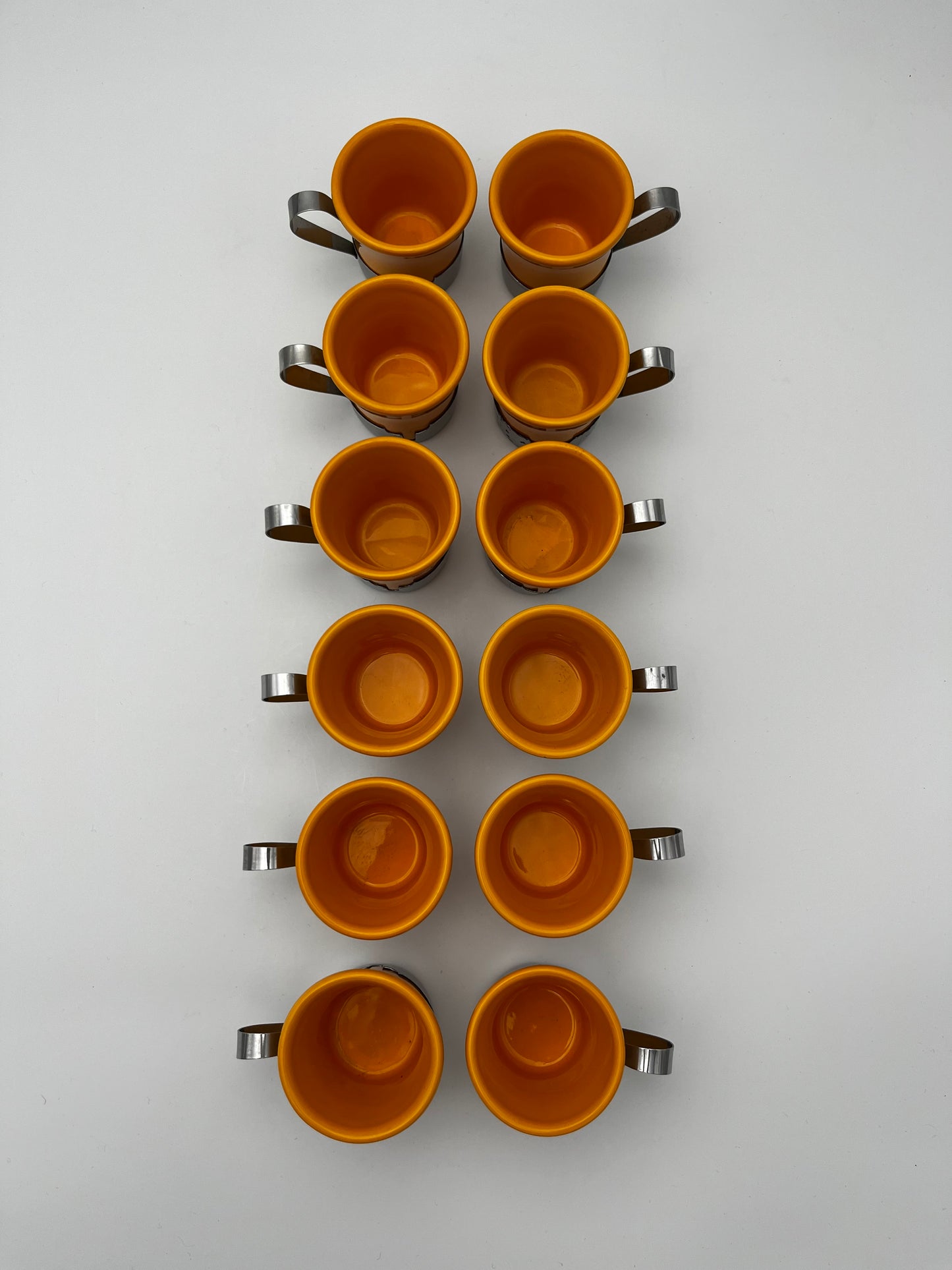 Tasses à Café Ocre Céramique et Inox, Inoxriv, Italie, 1970